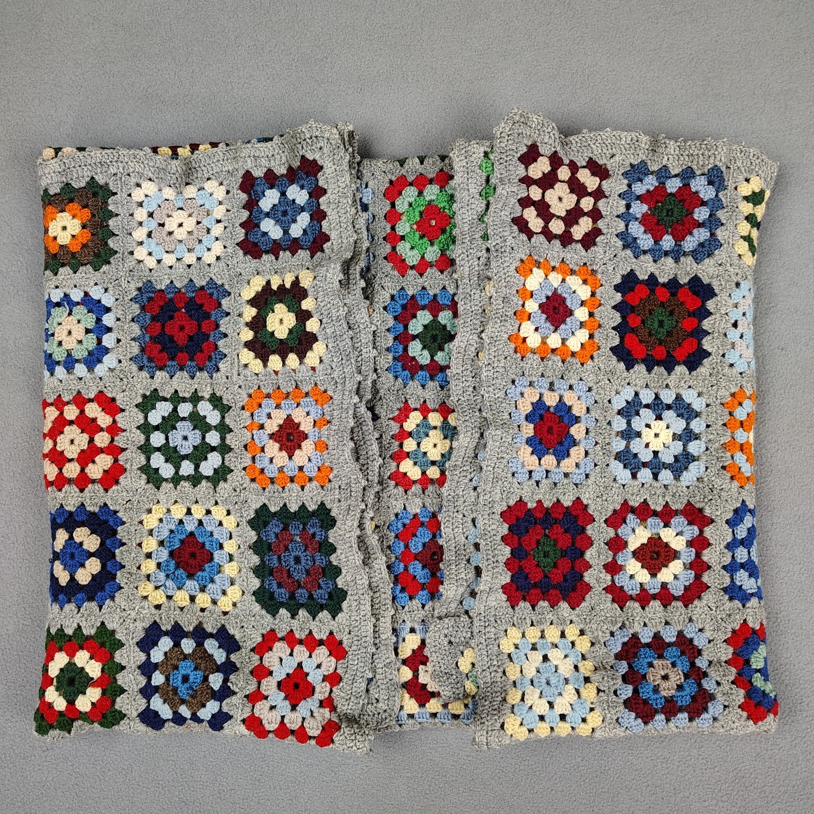 Vintage Granny Square Blanket Crochet Afghan Lap Couch Back 54×41 Gray Border EC