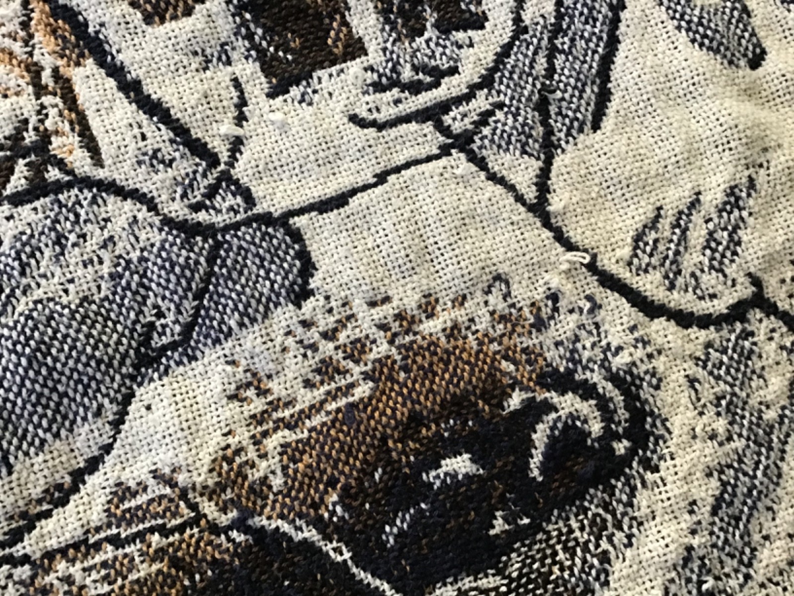 Vintage Wolf Throw Blanket Goodwin Weavers by Crown Crafts 100% Cotton USA