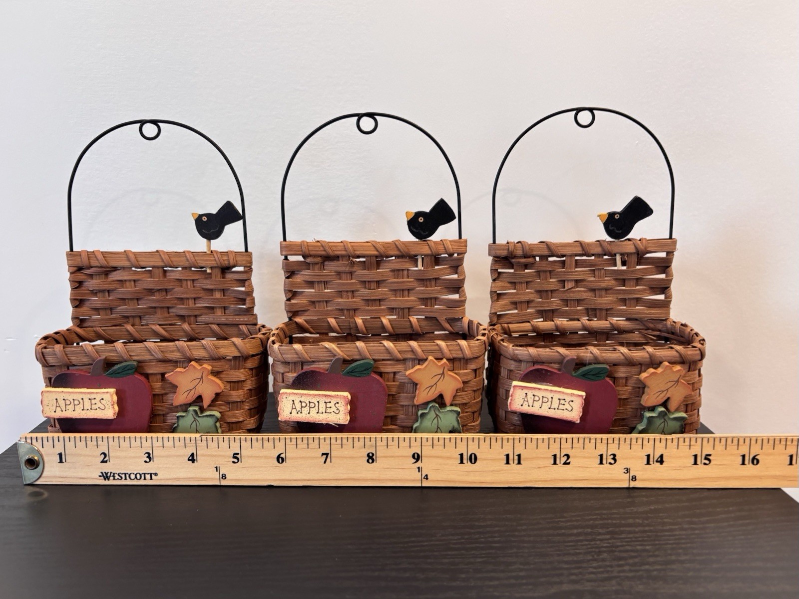 3 Vintage Wall Basket Set Apple Bird Kitchen Decor Wicker Woven Farmhouse