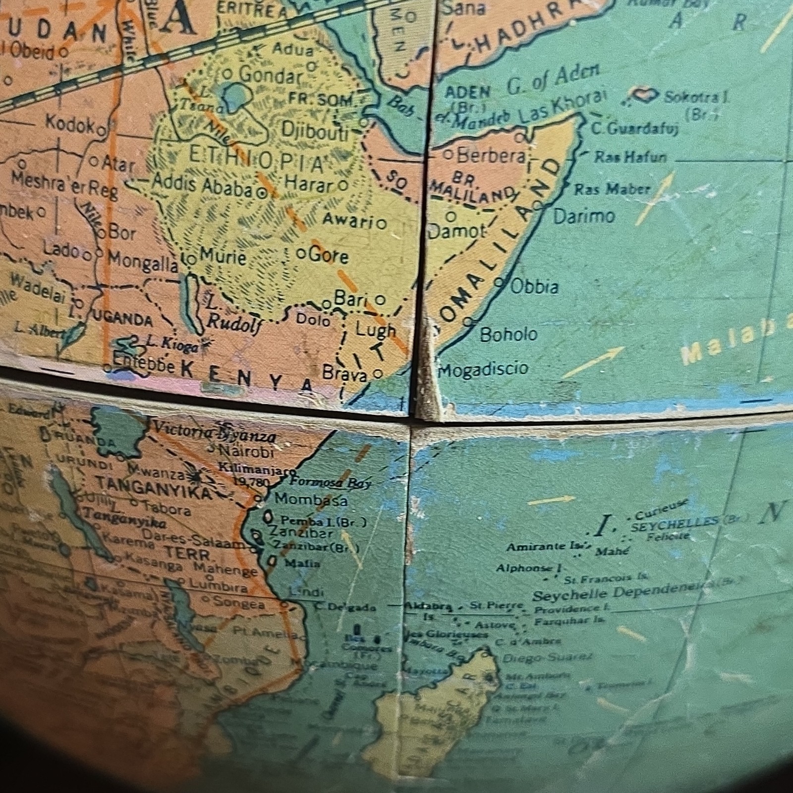 Replogle Globes 12 in Standard Tabletop World Globe Rotating Semi-Meridian