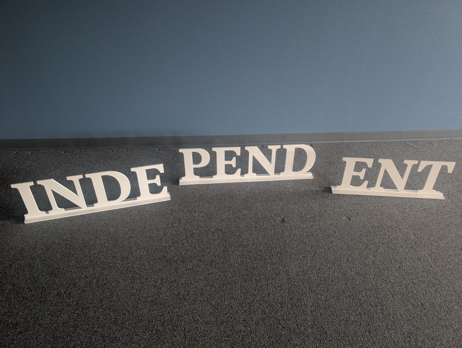 Large Wood “INDEPENDENT” Sign. 10′ Long And 11.5″ Tall