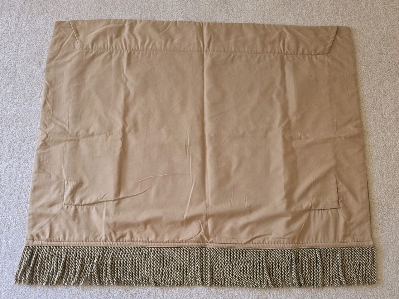 French Country Tapestry Wall Hanging Gold Tan Woven Floral Trim Fringe 44″ X 37″