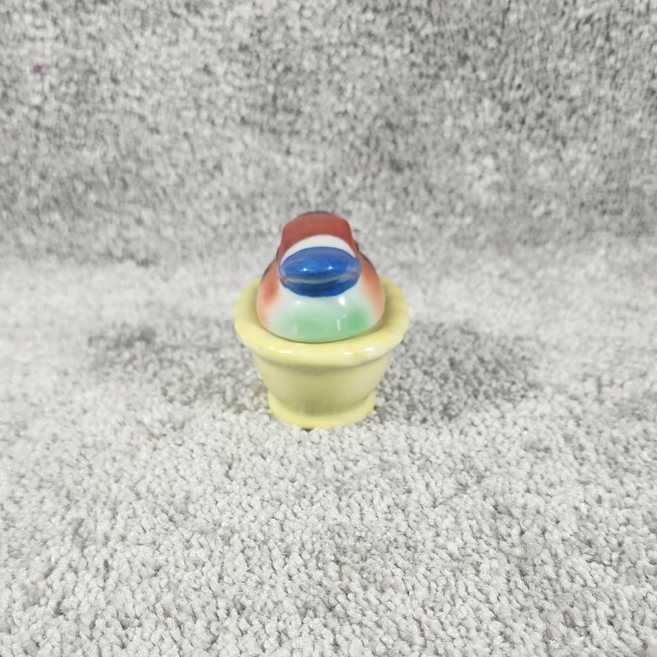 Vintage Duck in Wash Tub Trinket Box Yellow Japan Ceramic Miniature
