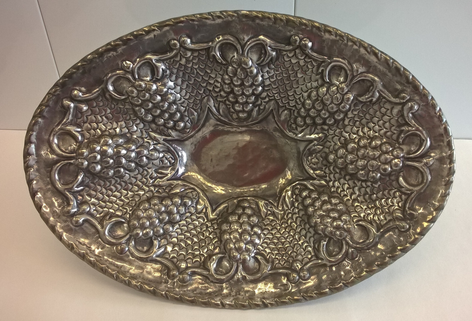 Pedestal Fruit Bowl Flower Centerpiece Oval Pewter? Metal Repousse Grapes READ