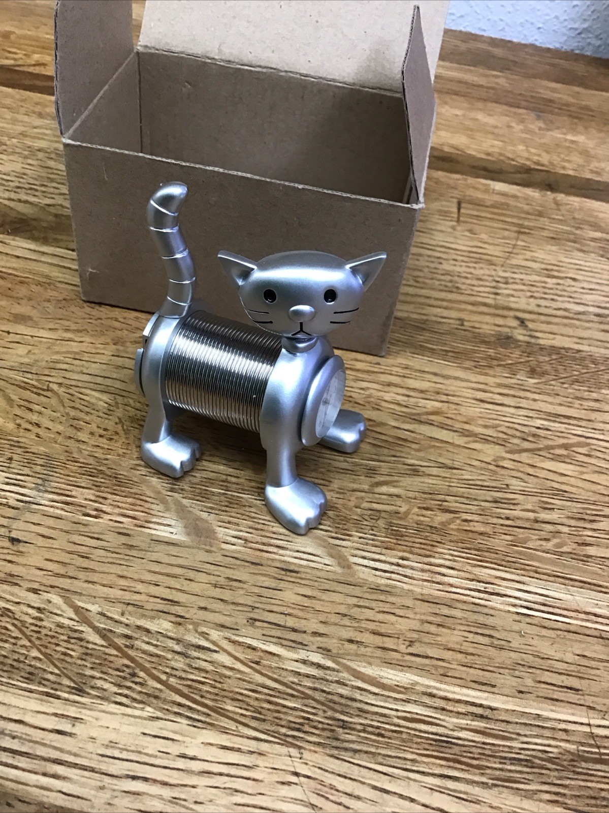Vintage 90s Breeze Collection Silver Slinky Cat Desk Clock Japan Movement