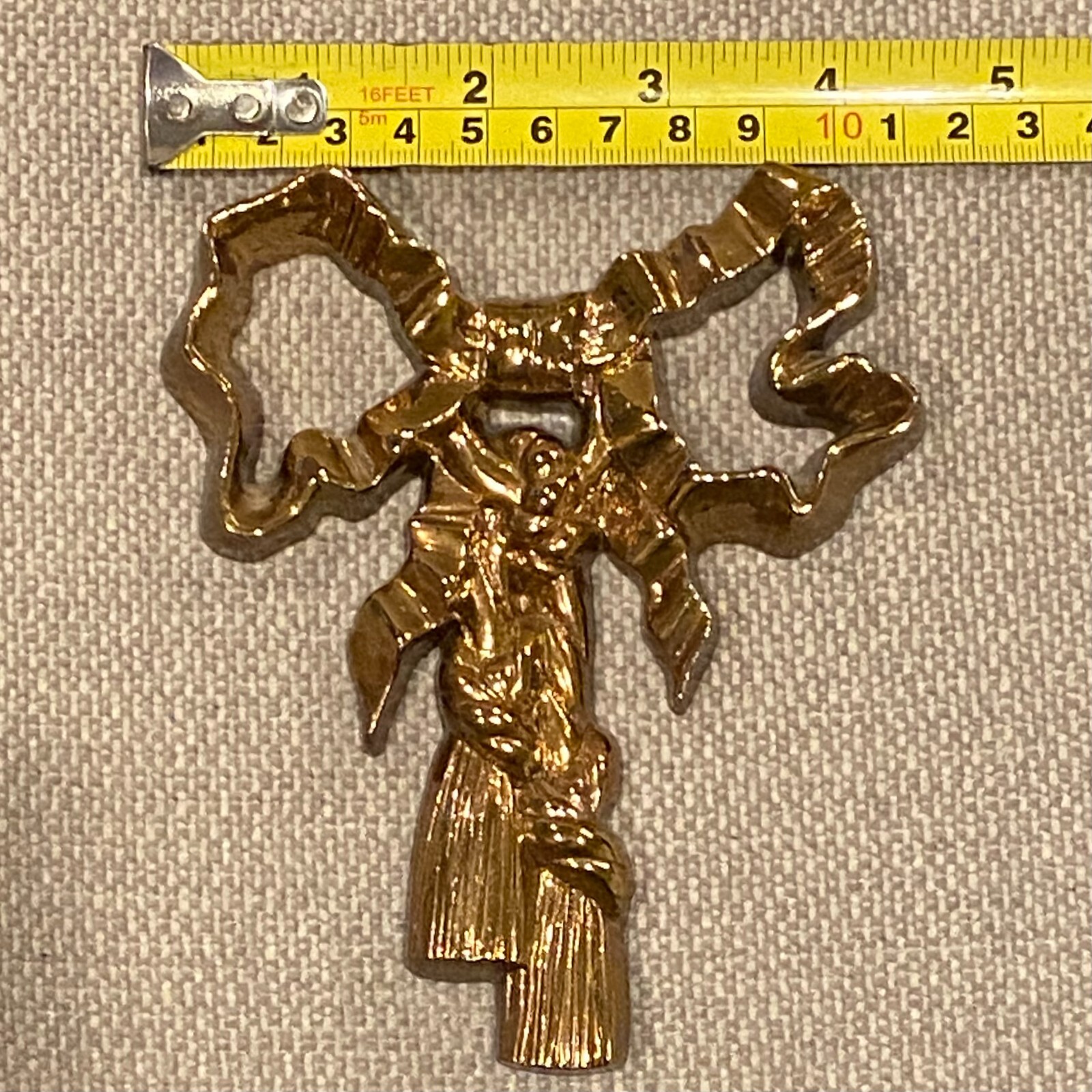 VTG 1988 Burwood Bow & Tassels Accents Plastic Resin Gold Metallic Wall Decor
