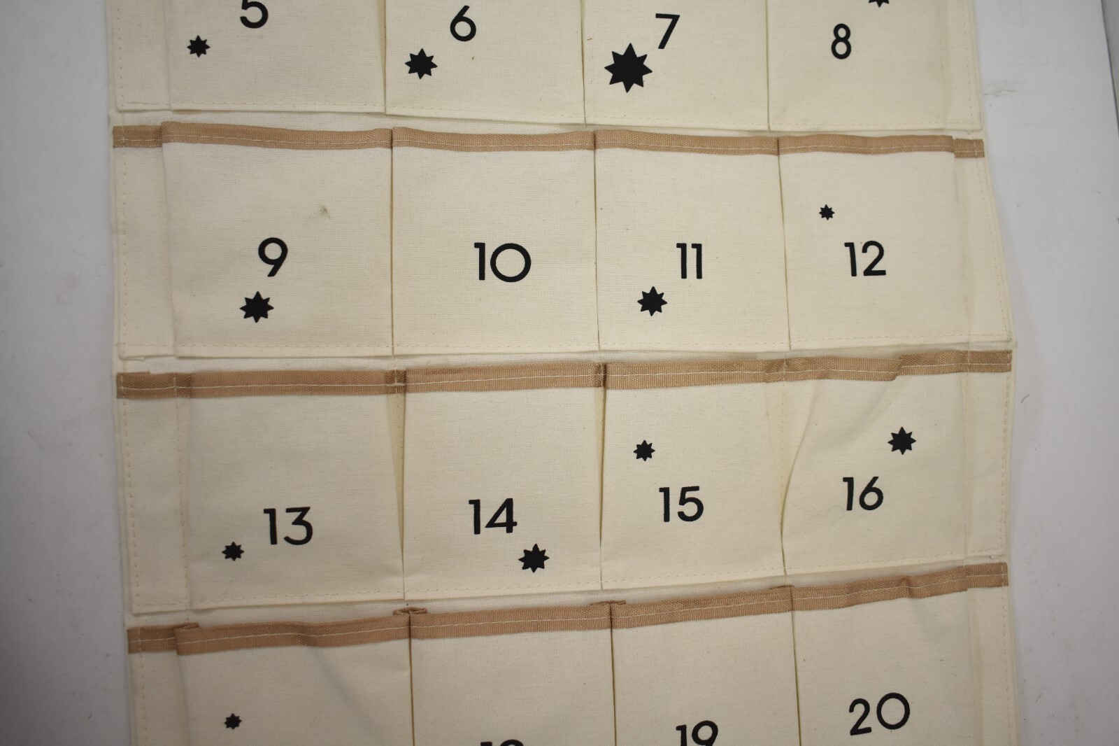 Wall/Door Mounted Calendar Pouches 24 Days Of Christmas Natural Canvas Decor