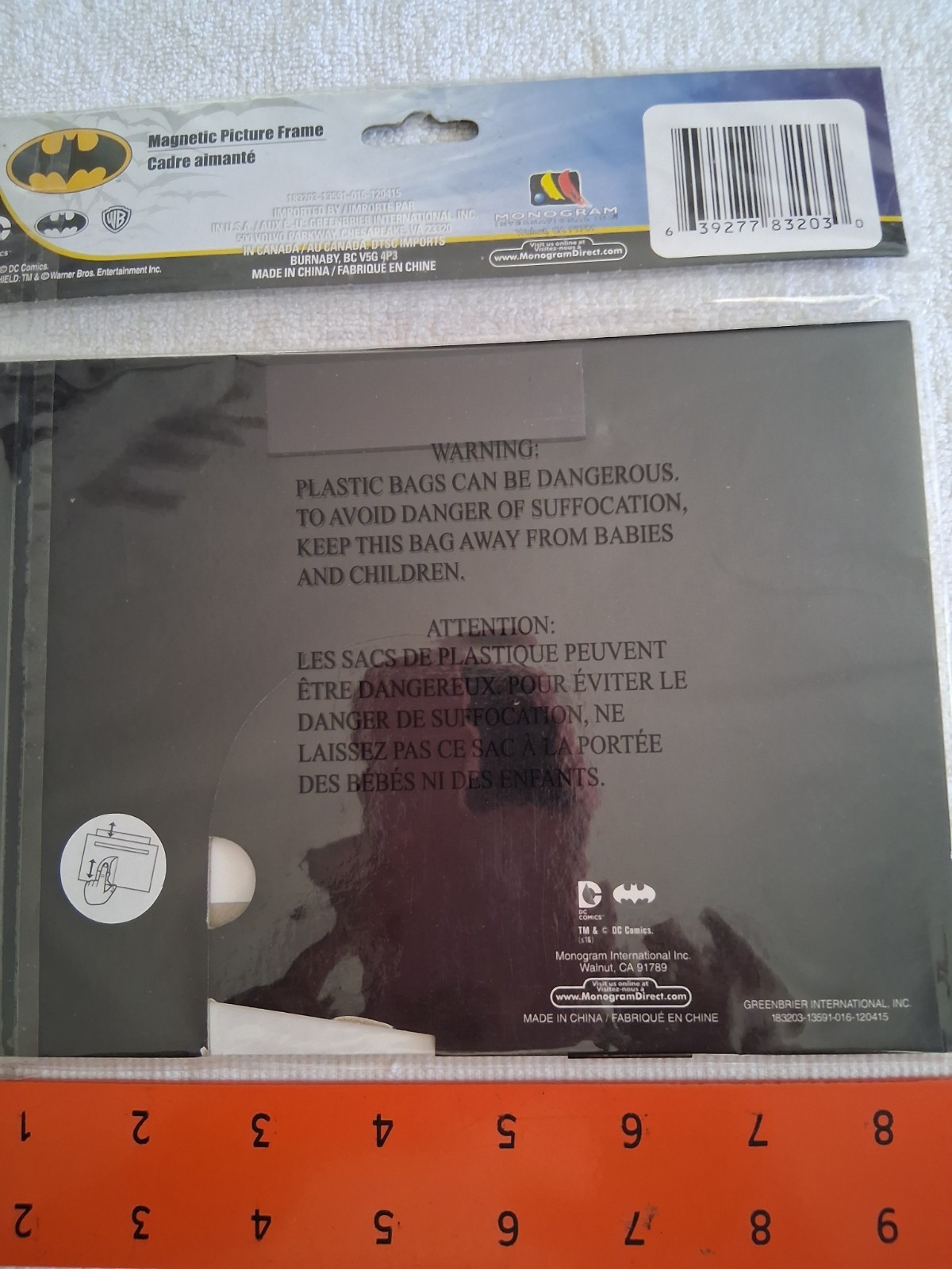 DC BATMAN 4″x 6″ Holographic Picture Frame-New In Package
