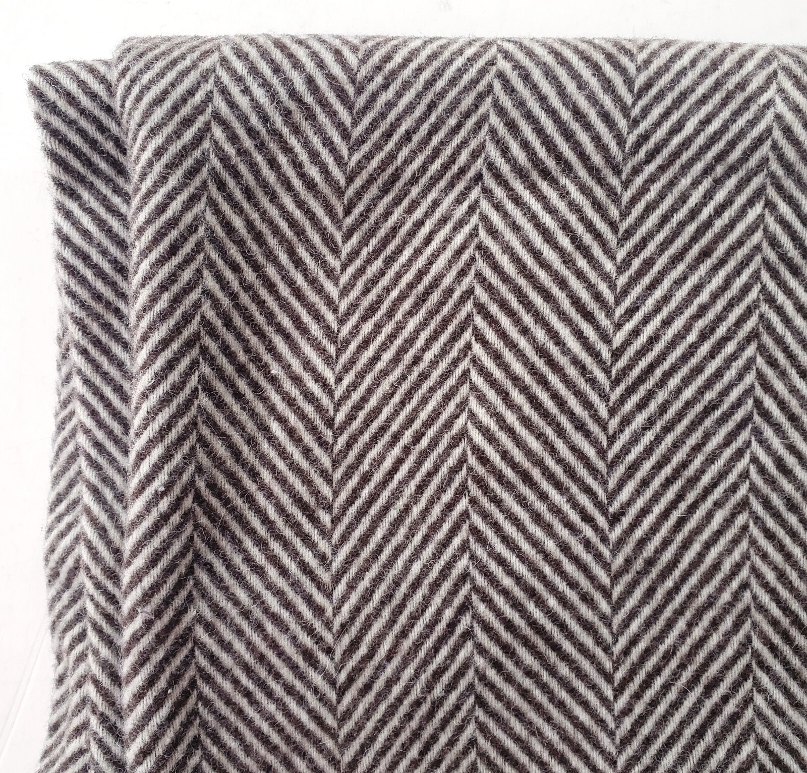 Tessile Chiti Italy Wool Blend Herringbone Throw Brown and Cream