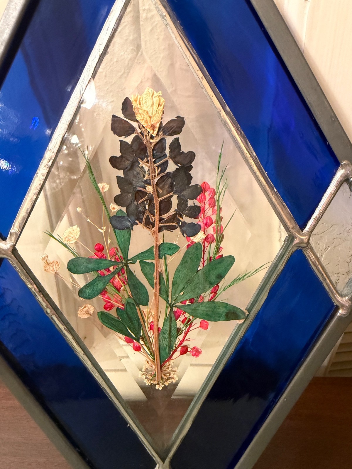 Vintage Diamond Shaped Suncatcher w/Pressed Flowers Colbalt Blue 12″x7″