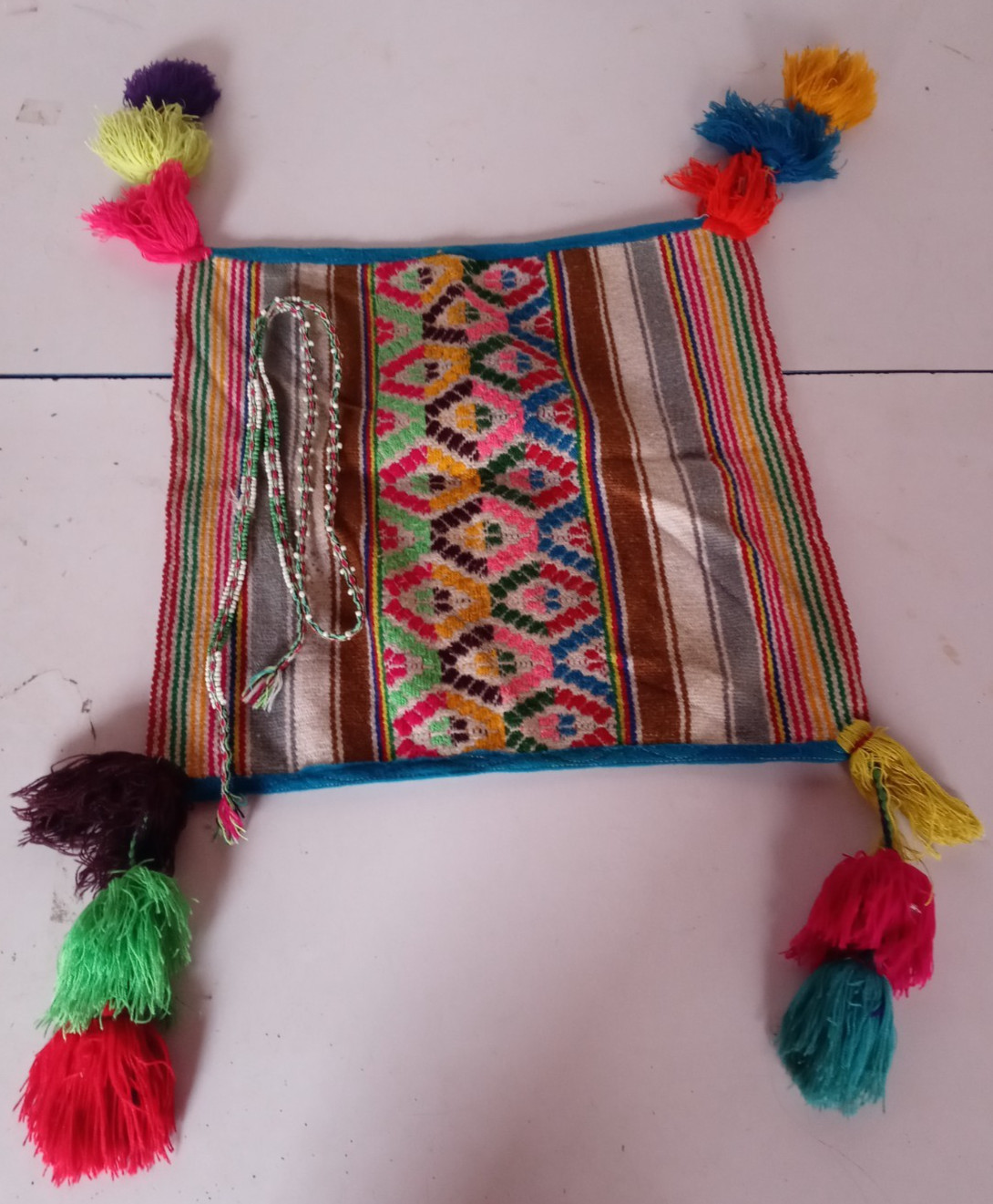 Aguayo Set Decorated Bow Multicolored Beads Pago Madre Tierra