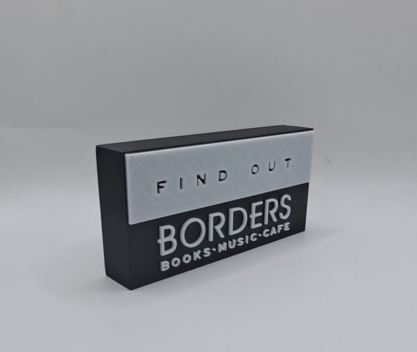 Borders Books And Things Music Cafe Logo Sign Shelf Desk Art