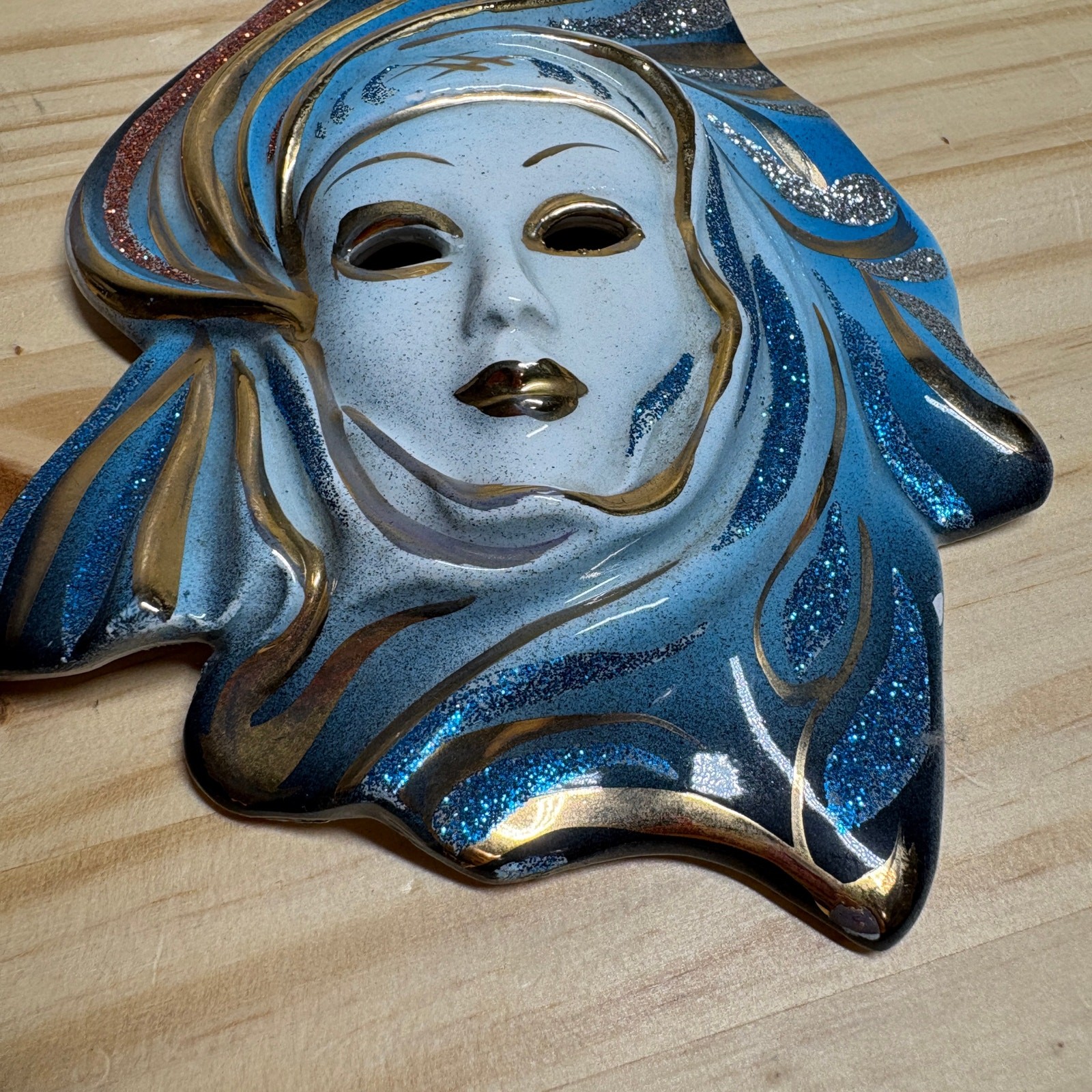 Vintage Womens Decorative Ceramic Mask Mascara Blue Gold 5X6