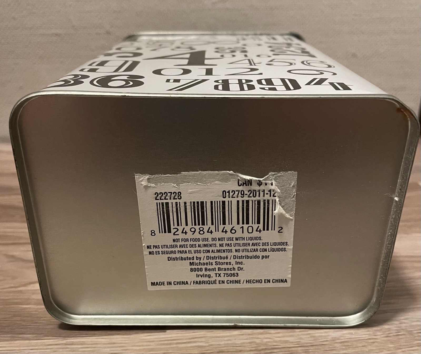 Monochrome Decor Black and White Numbers Storage Tin Canister with Lid