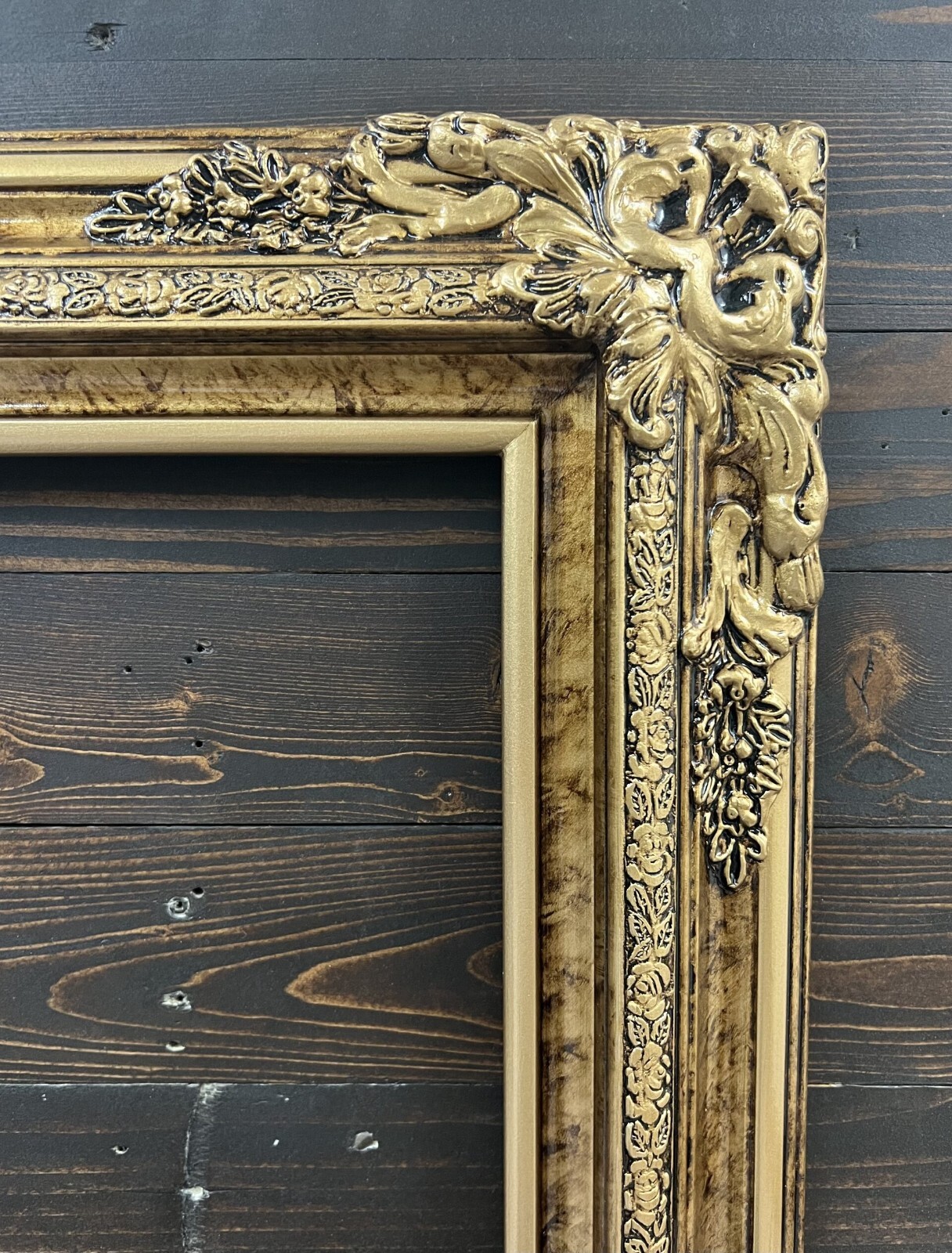 16 X 24 In stock ready to ship,compo XL ornate corners wood frame, marble gold
