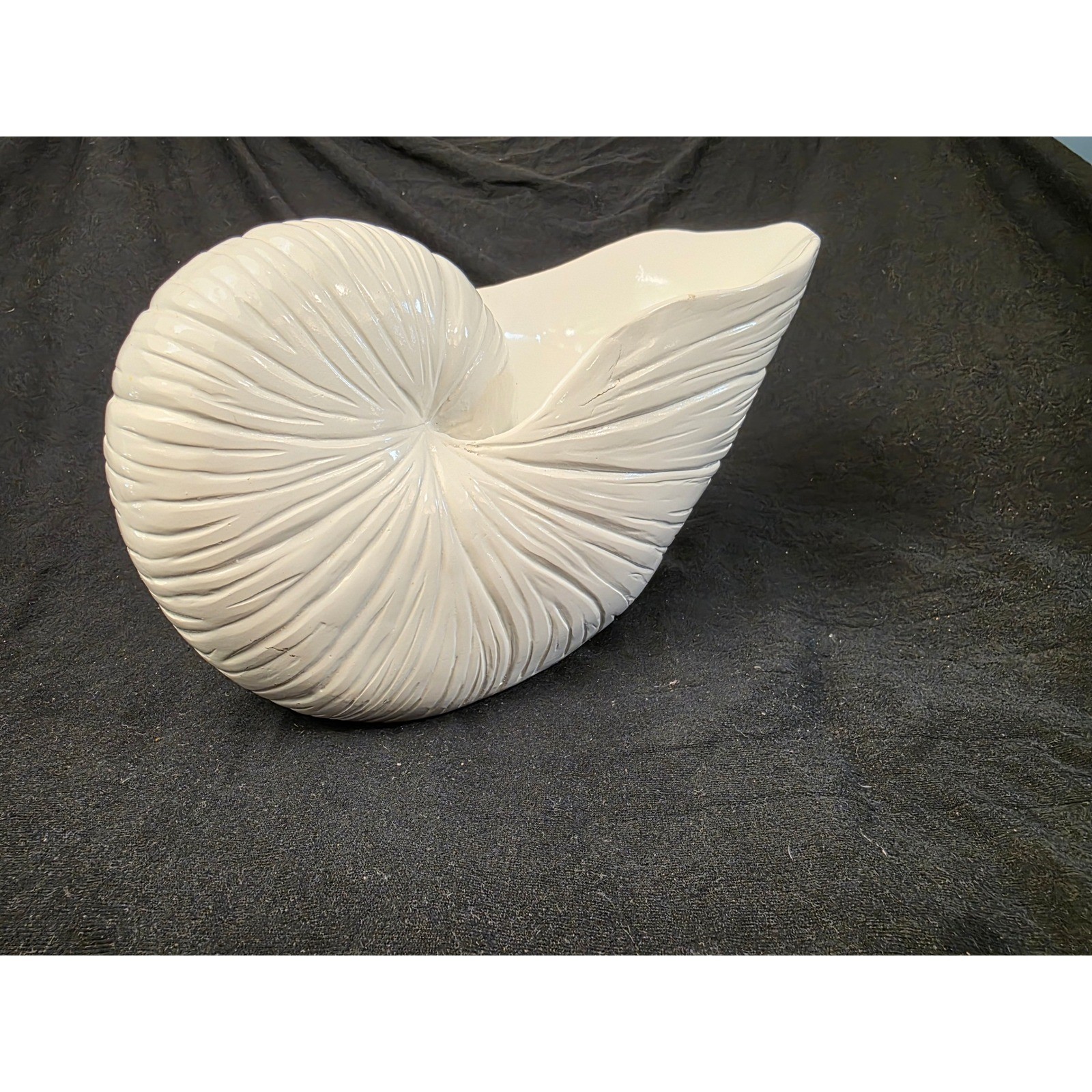 Vintage White Ceramic Nautilus Shell Decorative Bowl Coastal Nautical Planter