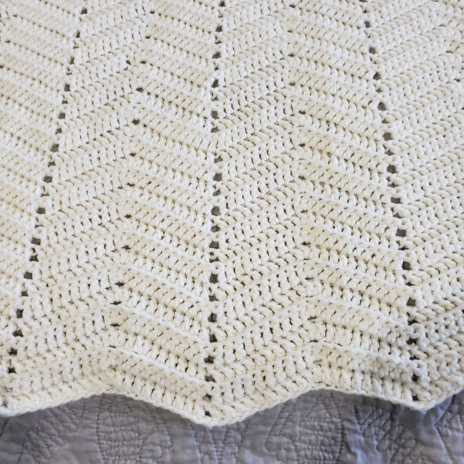 Crochet Afghan Throw Blanket 54×78 Cream Chevron Textured Knit Farmhouse Decor