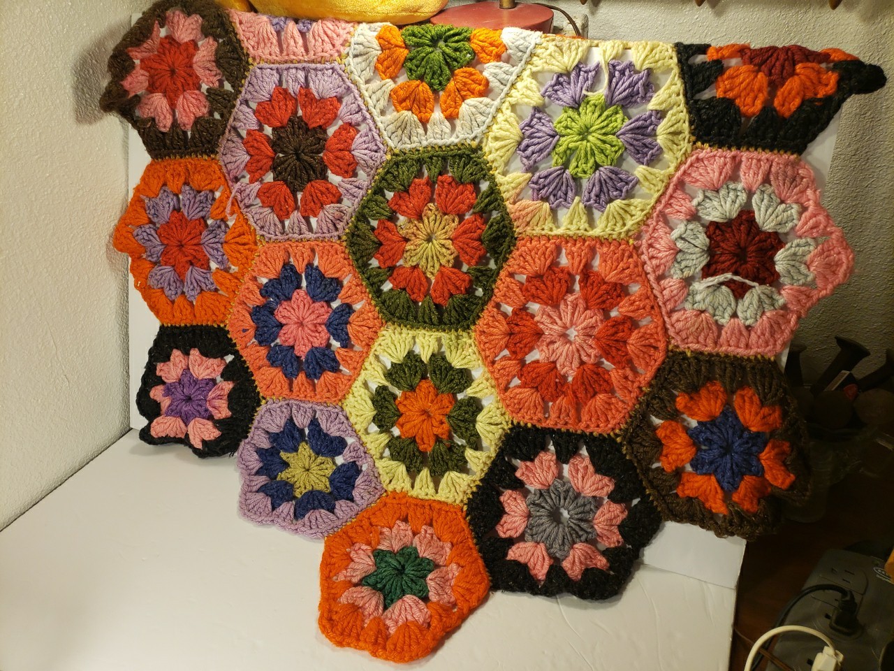As-is Vtg Afghan Crochet Round Table Couch Decor Granny Hexagon Squares 1960-70s