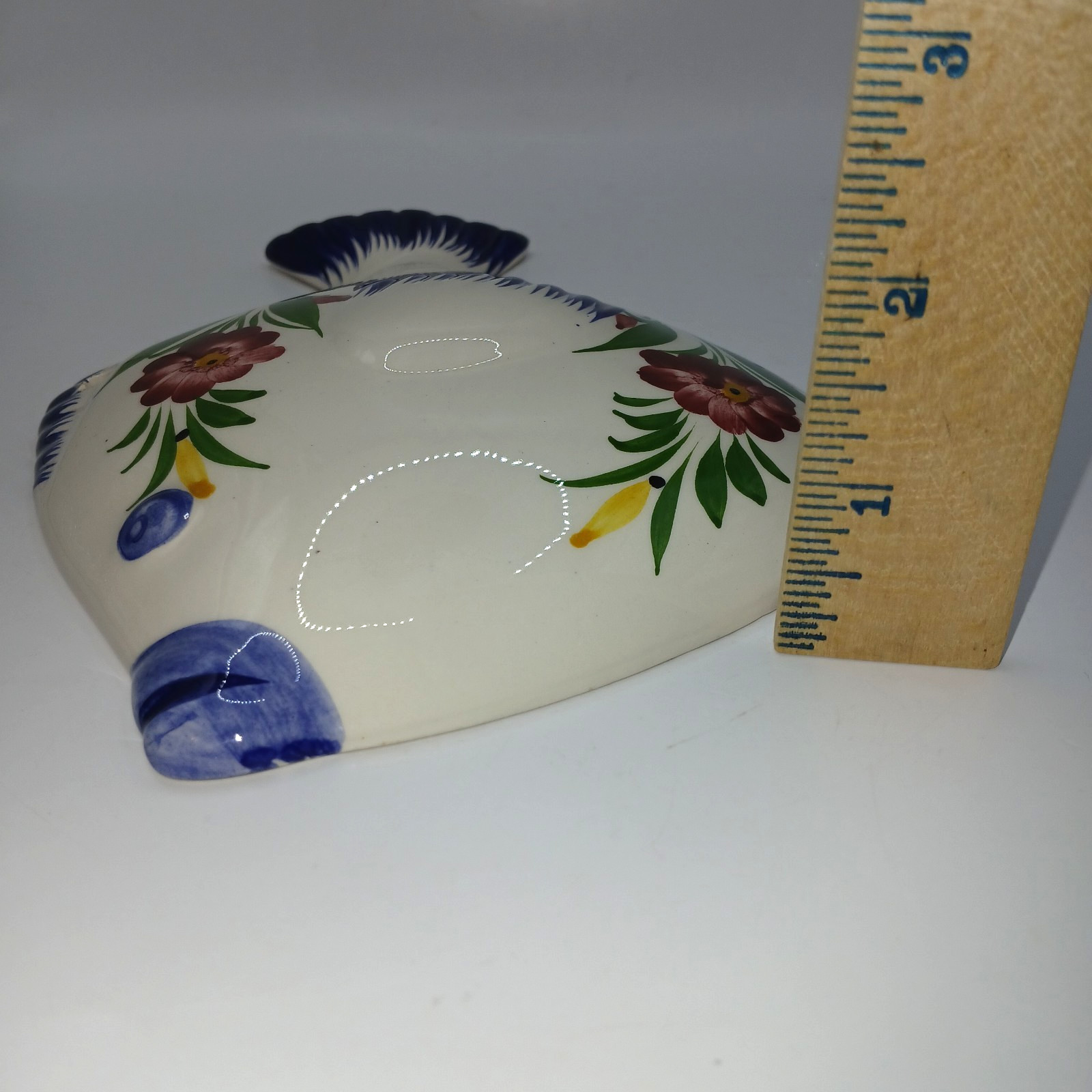 Vtg Handpainted Ceramic Portuguese Fish Wall Plaque Floral Blue Beige Red 5.5×8″