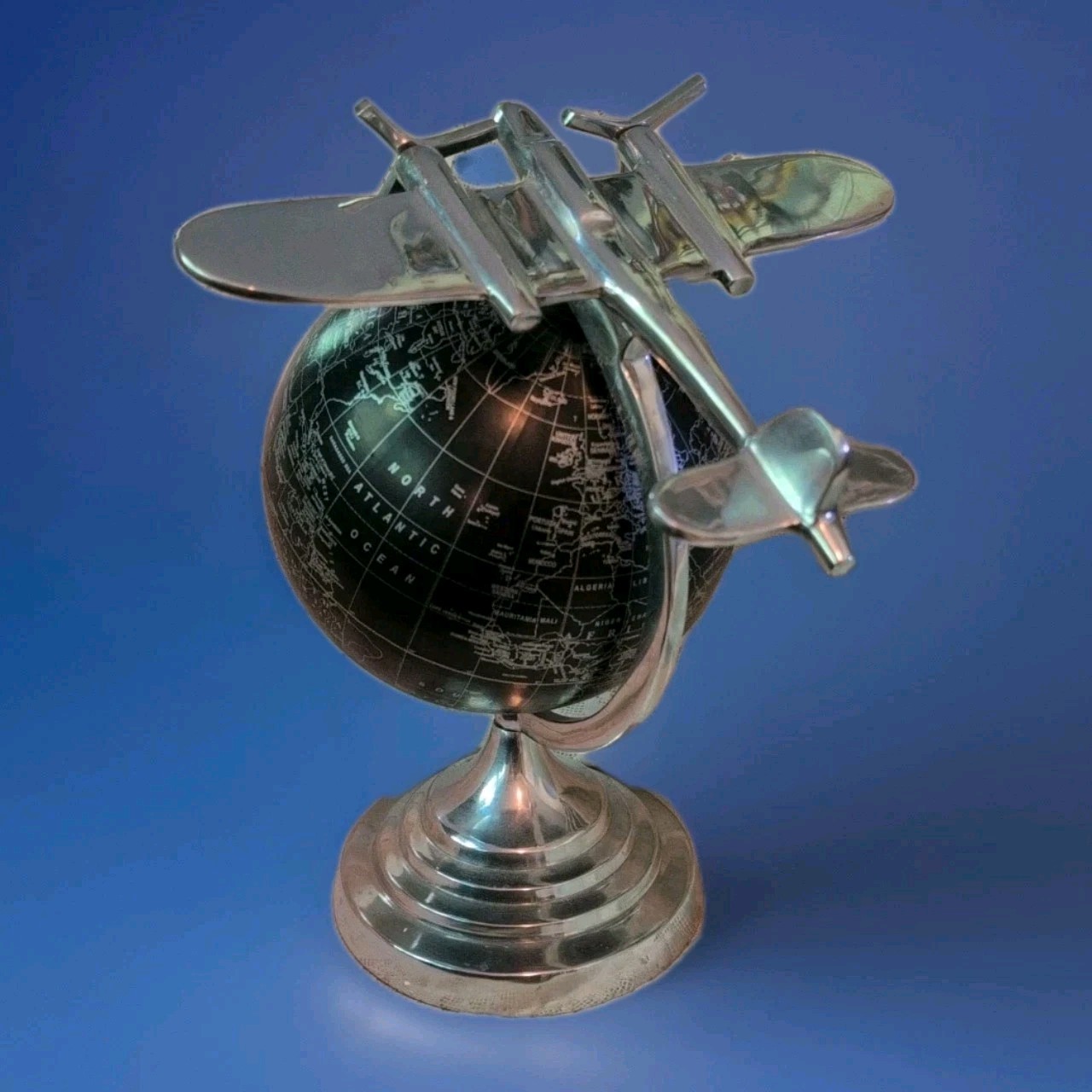 Vintage Style World Globe Black & Silver Metal Plane 15″ Tall Tabletop Desktop
