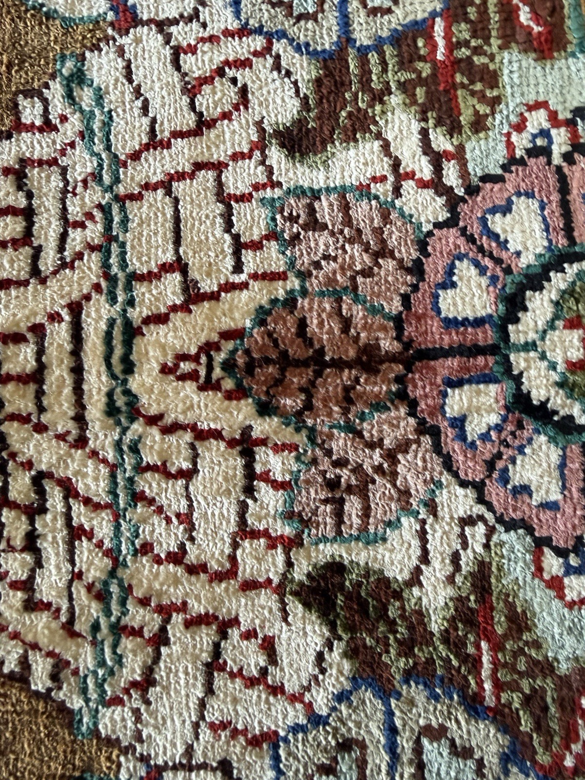 Purchased in Türkiye TURKISH Wall Hanging RUG 24″ Square Loops Fringe Multicolor
