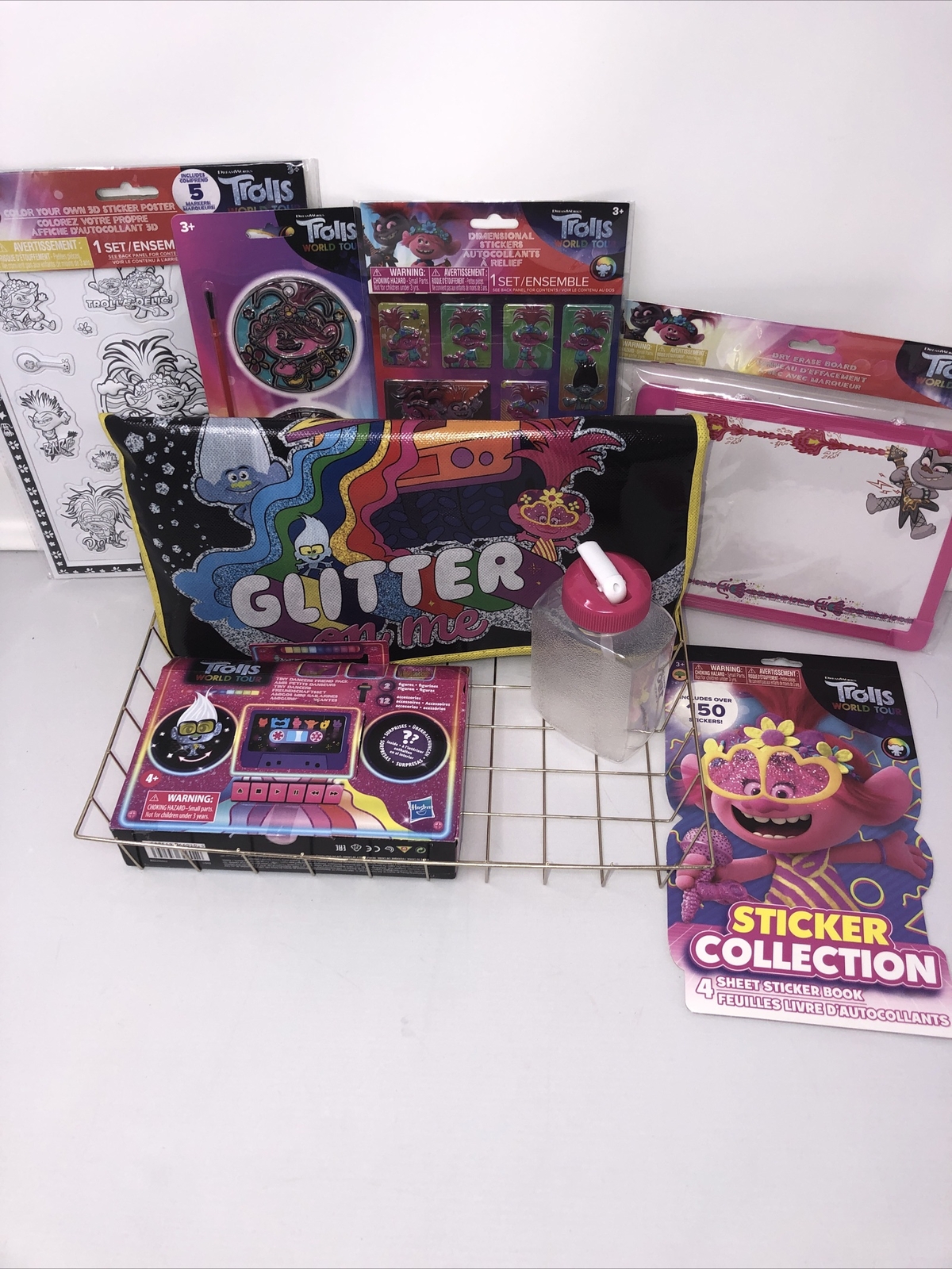 Varies TROLLS WORLD TOUR Activity Birthday Christmas Gifts Idea’s Set (6 Items)