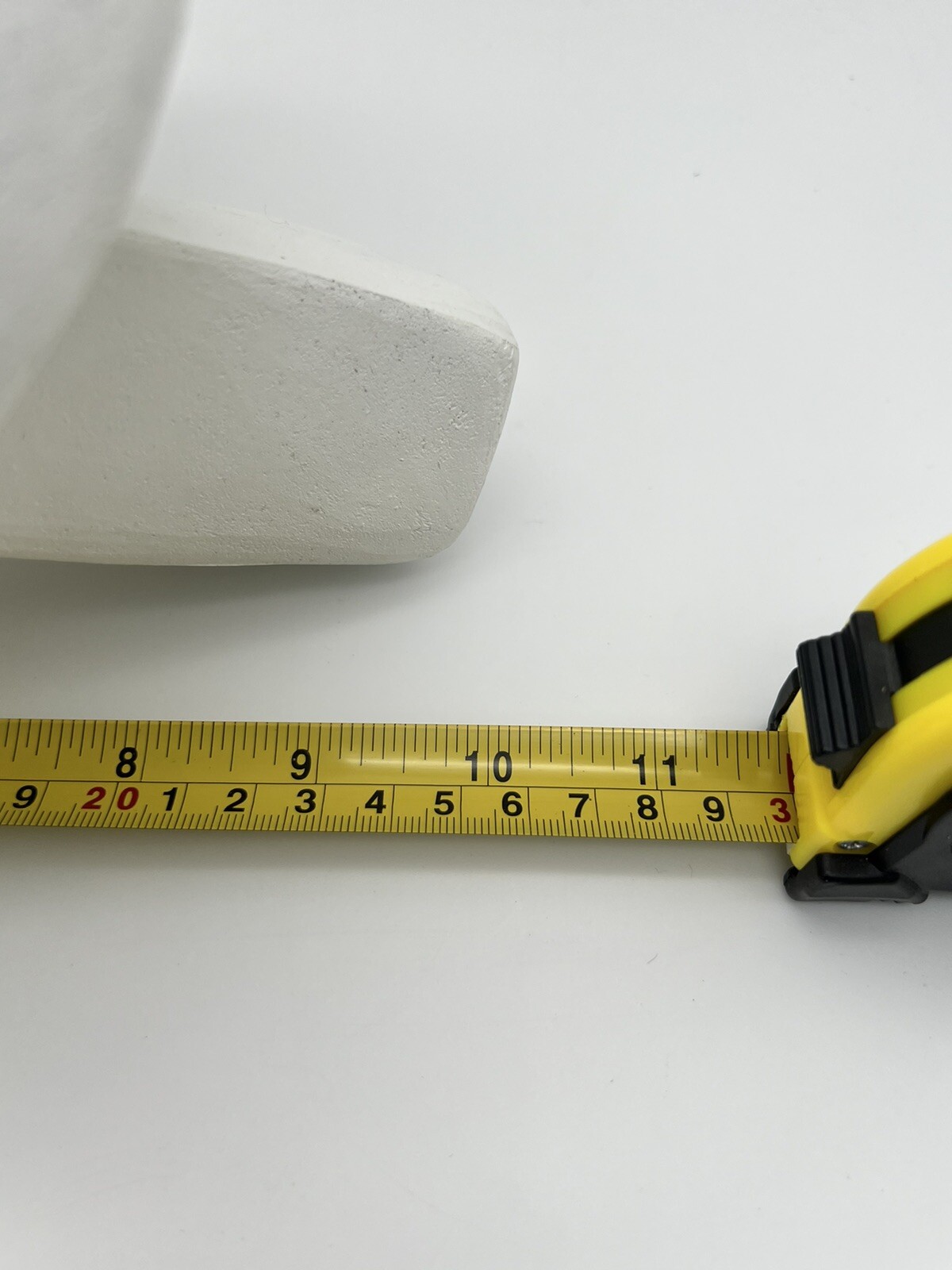 Knot Resin Statue Creative Twist Crafts Knot Sculpture Decor White 6.5×10”