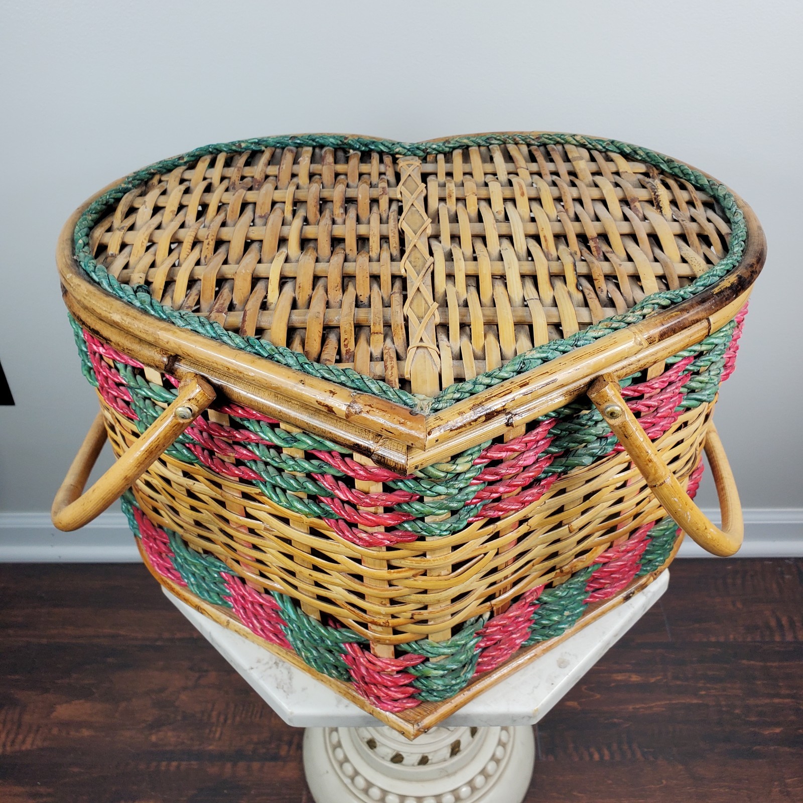 Heart Shaped Picnic Storage Basket Woven Wicker Rattan Handles Valentines