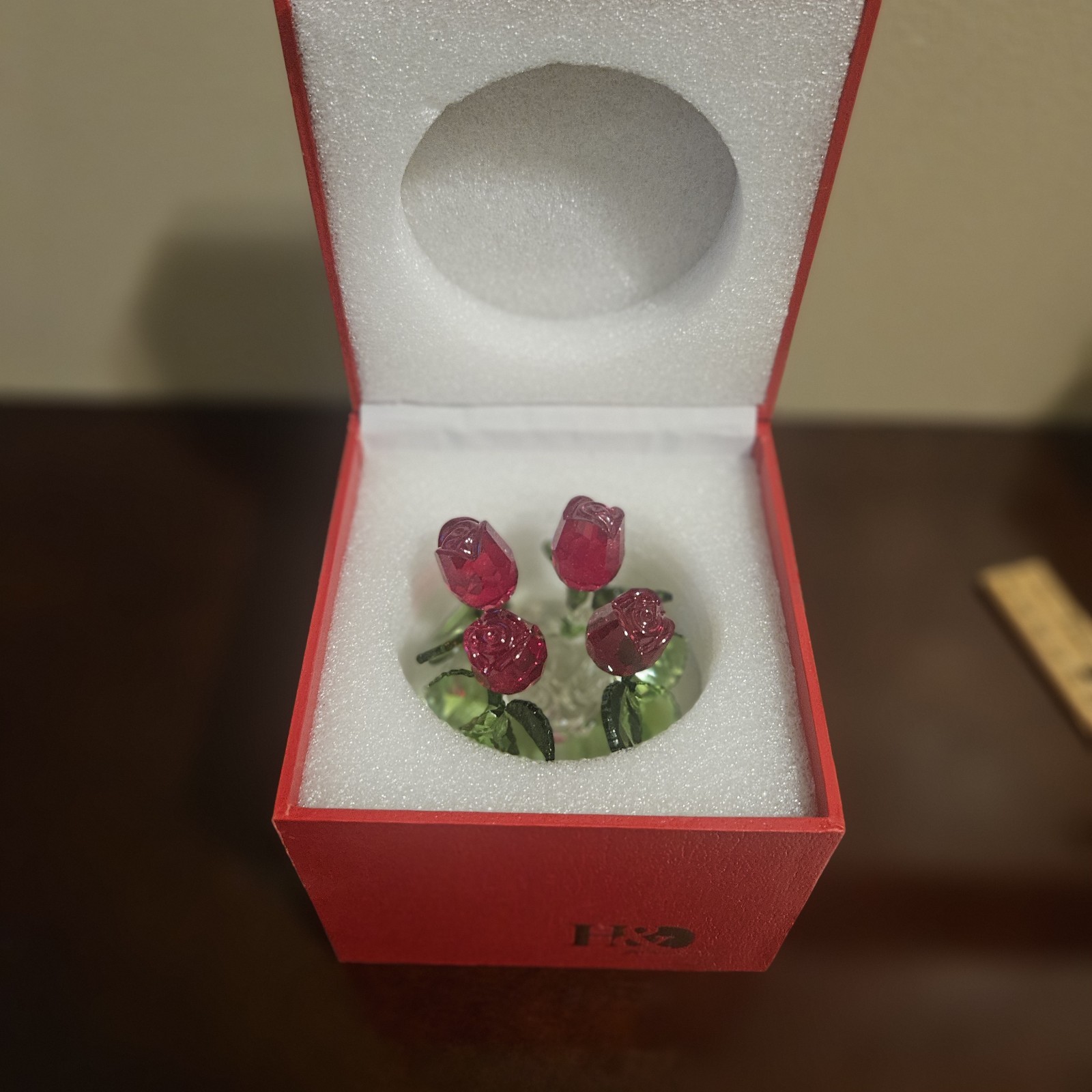 Crystal Red Rose Boquet Figurine H&D Hyaline Dora Free Standing In Box