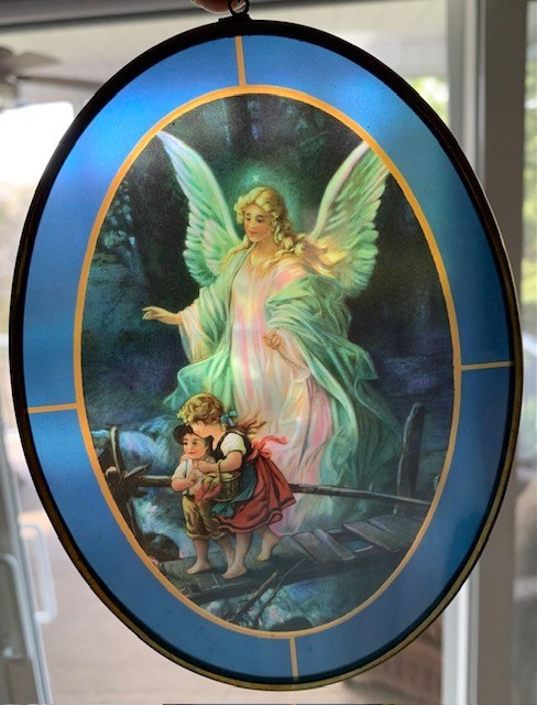 Vintage Brass Oval Framed Glass Guardian Angel Sun Catcher(6.5″ X 5″ with chain)