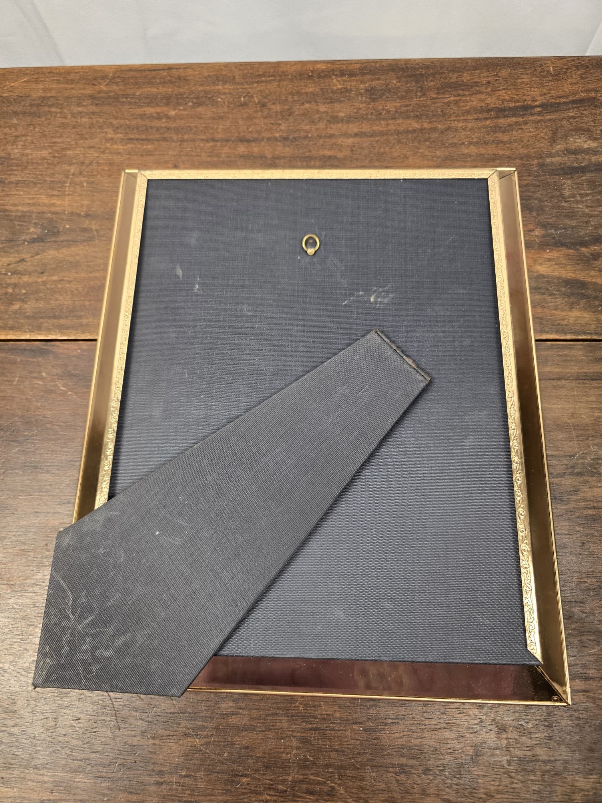 VTG Metal Picture Frame W/Glass Free Standing Photo Size 7.5×9.5 ” In Gallery