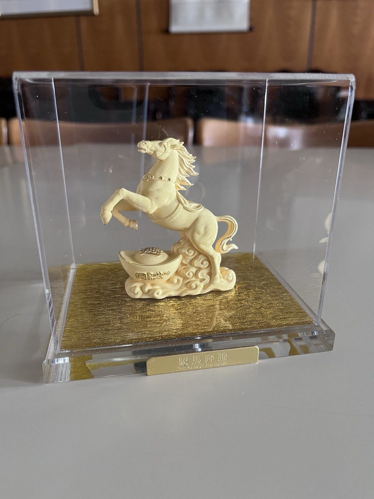 Velvet-Gold “Wealth-Attracting Horse” Ornament — Symbolizing “Instant Success”