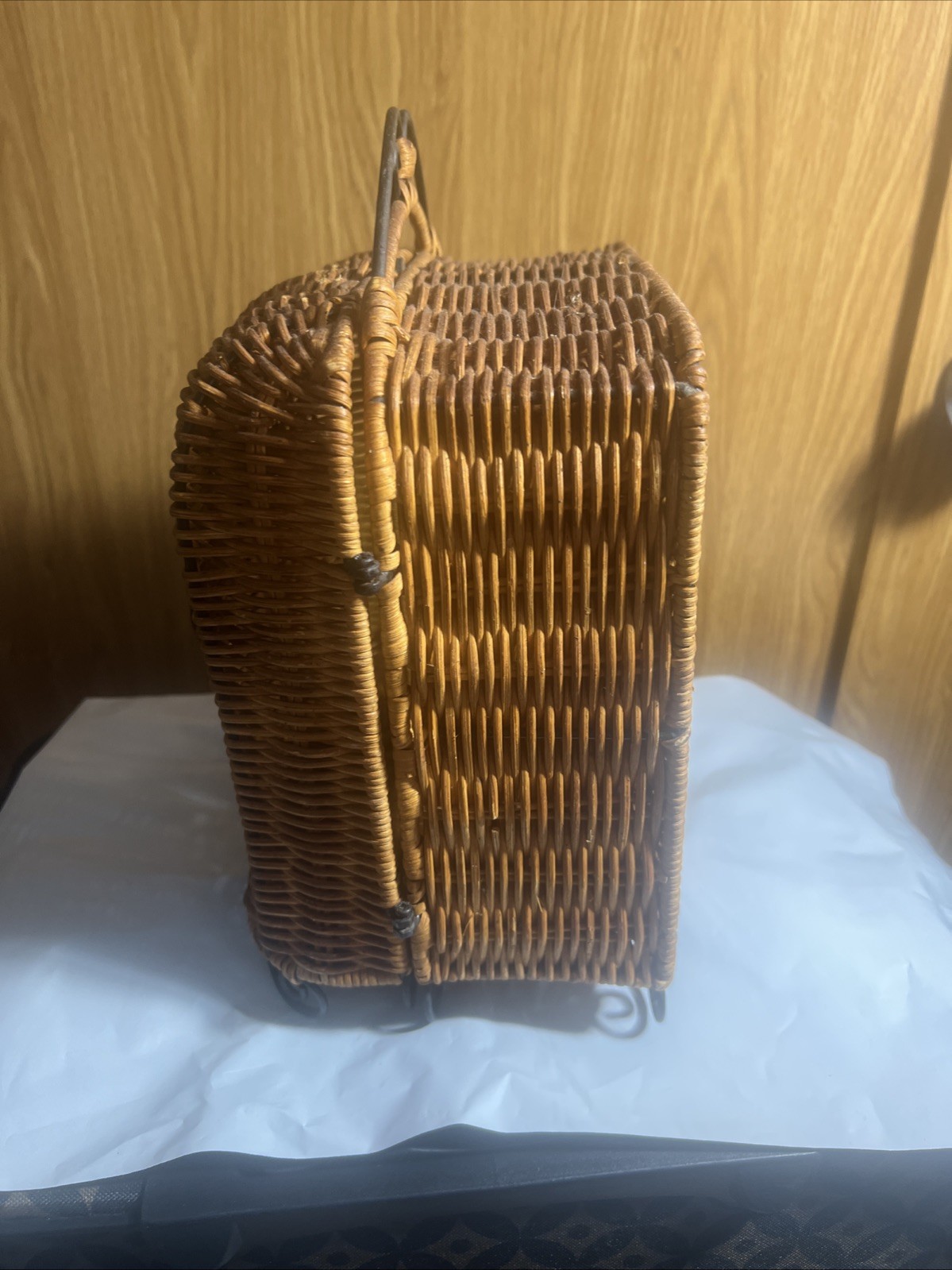 Princess House Hide-Away Cabinet Basket. Vintage. Used See Pictures For Details