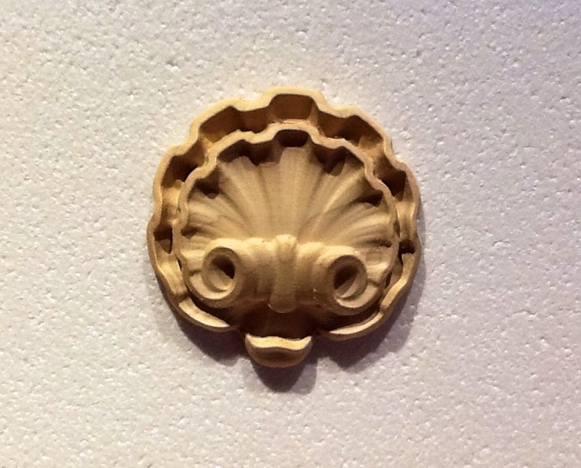 Solid Hardwood Sea shell Appliqué/Onlay Rosette. Fits in 4-1/2″ circle space