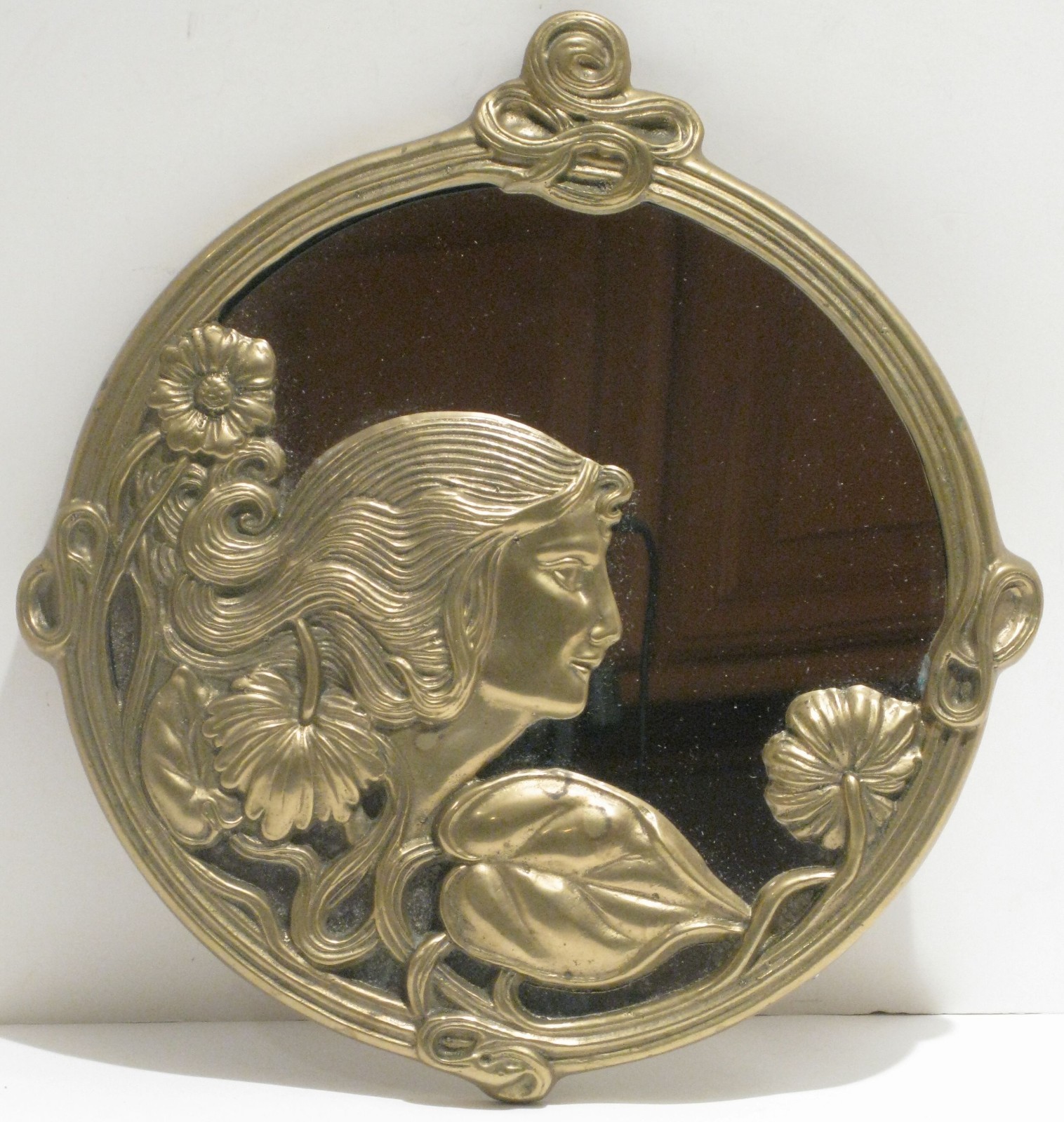 Vintage Art Nouveau Style Lady Round Wall Mirror in Brass Tone Metal Frame 10″