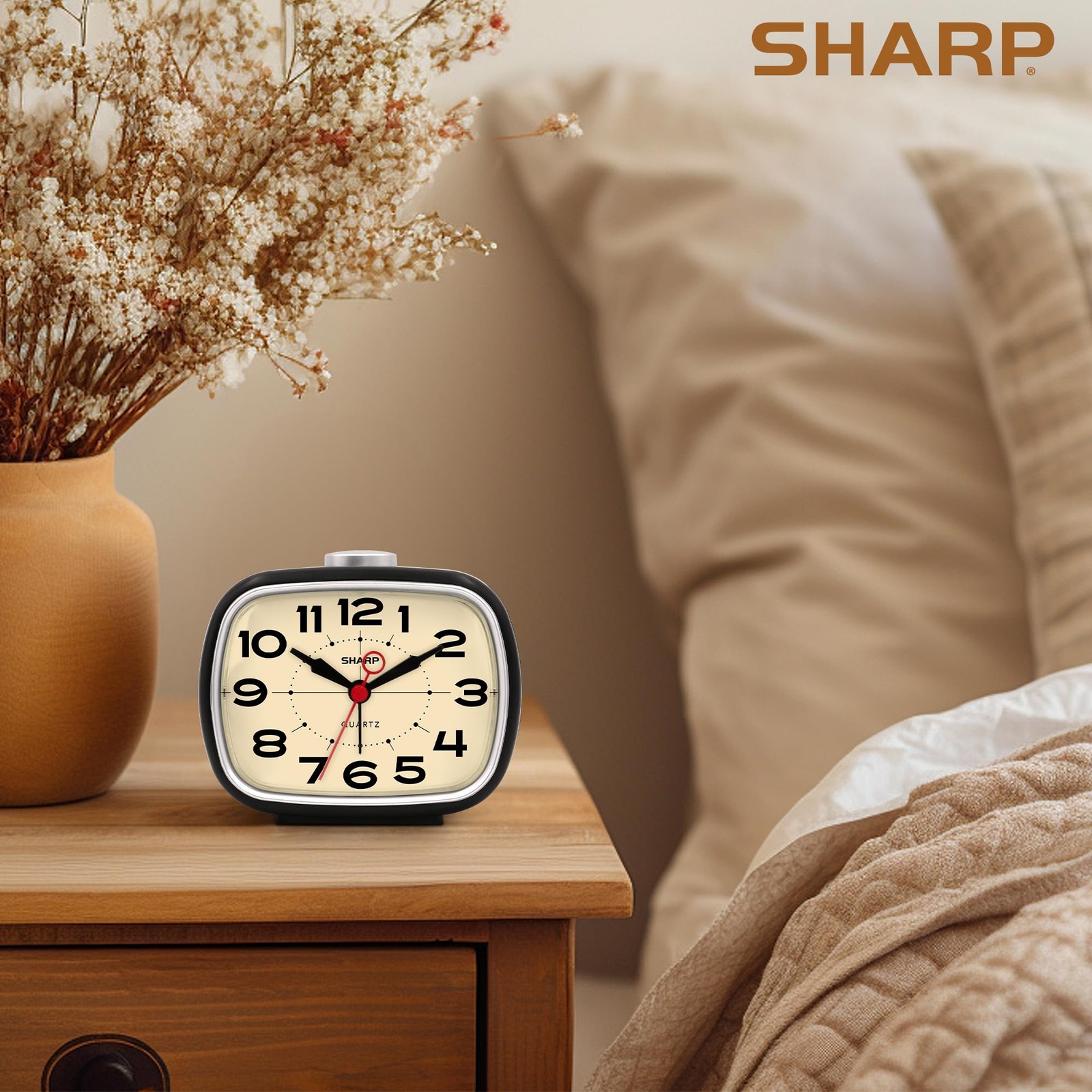 Battery Powered Alarm Clock, Retro Battery Operated Alarm Clock for Bedrooms