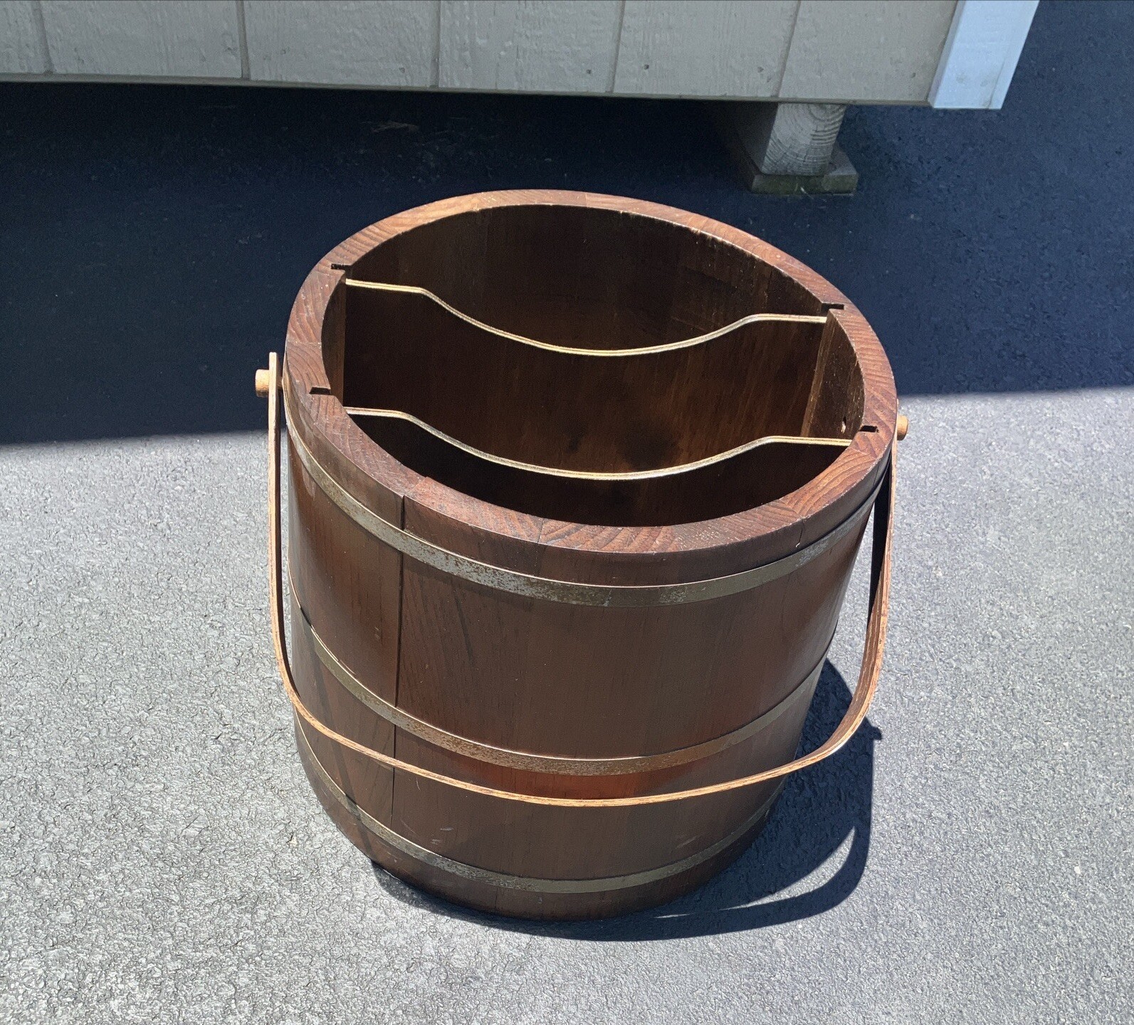 Vtg Wooden Bucket With Handle 2 Metal Bands two removable dividers See Pic”s