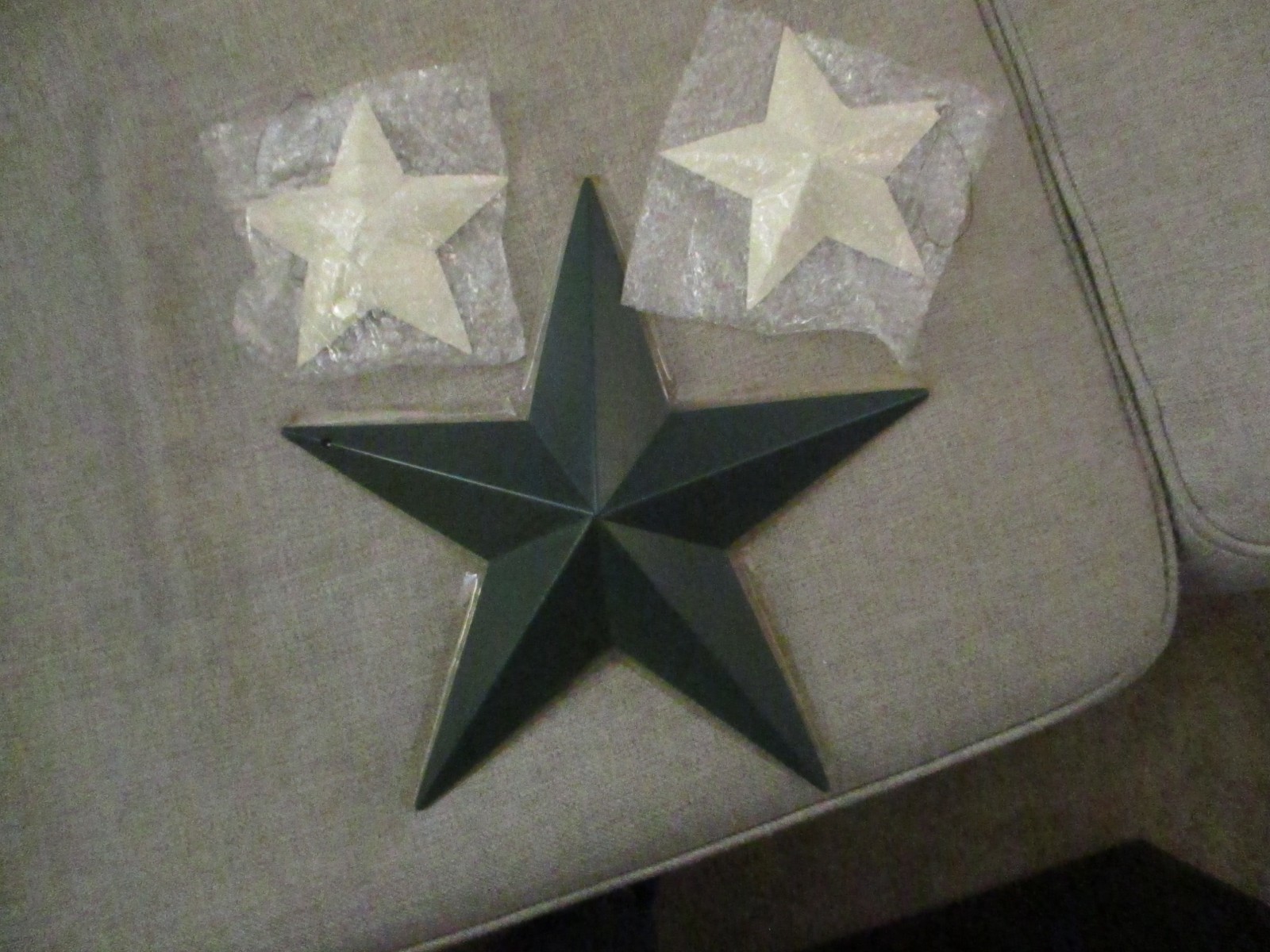 12″ Forest Green (2) 5.5″ White Barn Star Wall Decor – 3D NEW