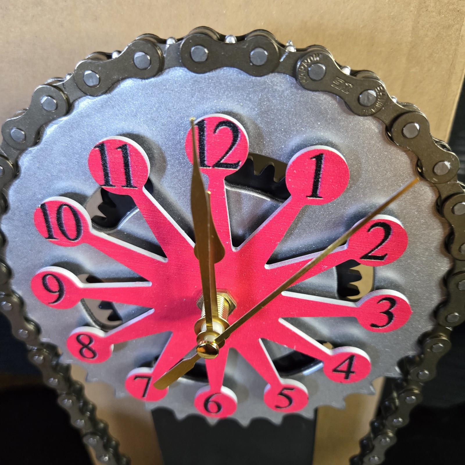 NEW IN BOX! Gear Clock With Moving Gears Large Decorative Clocks For Living Room