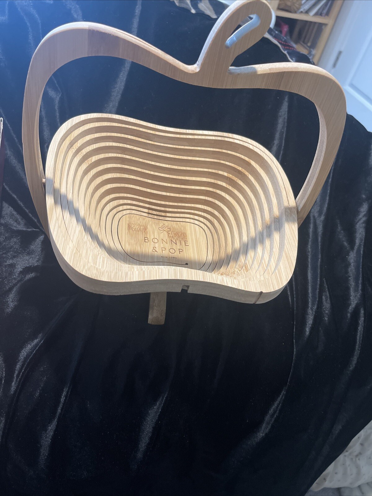Wood Apple Shaped Basket Adjustable To Flat In Seconds For Storage