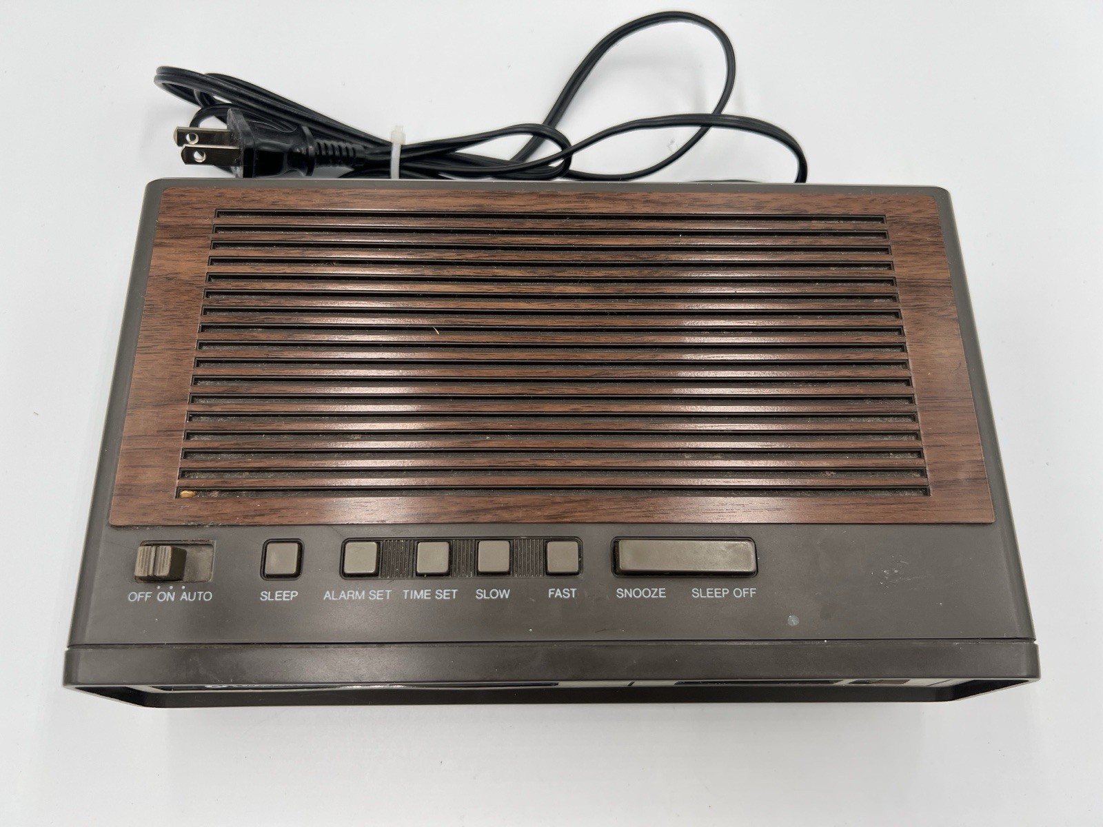 Vintage Sears AM/FM Electronic Alarm Clock Radio Red LED Tested 1980s