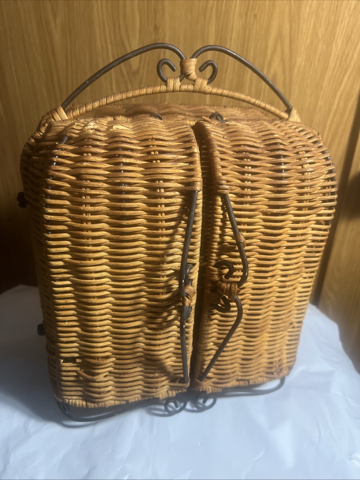 Princess House Hide-Away Cabinet Basket. Vintage. Used See Pictures For Details