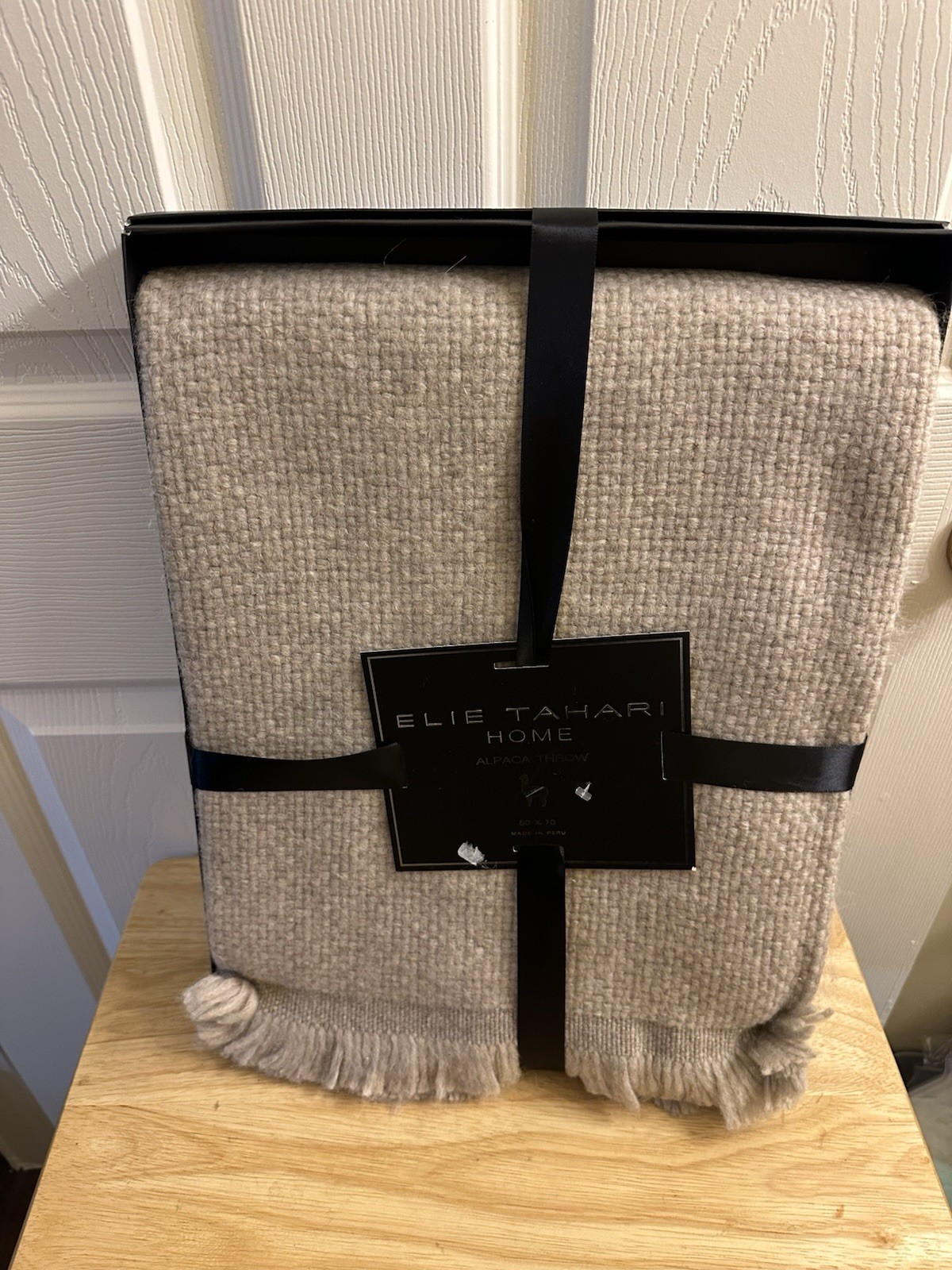 NWT Elie Tahari Home Oatmeal Heather Baby Alpaca/Merino Wool Throw 50X70 $275