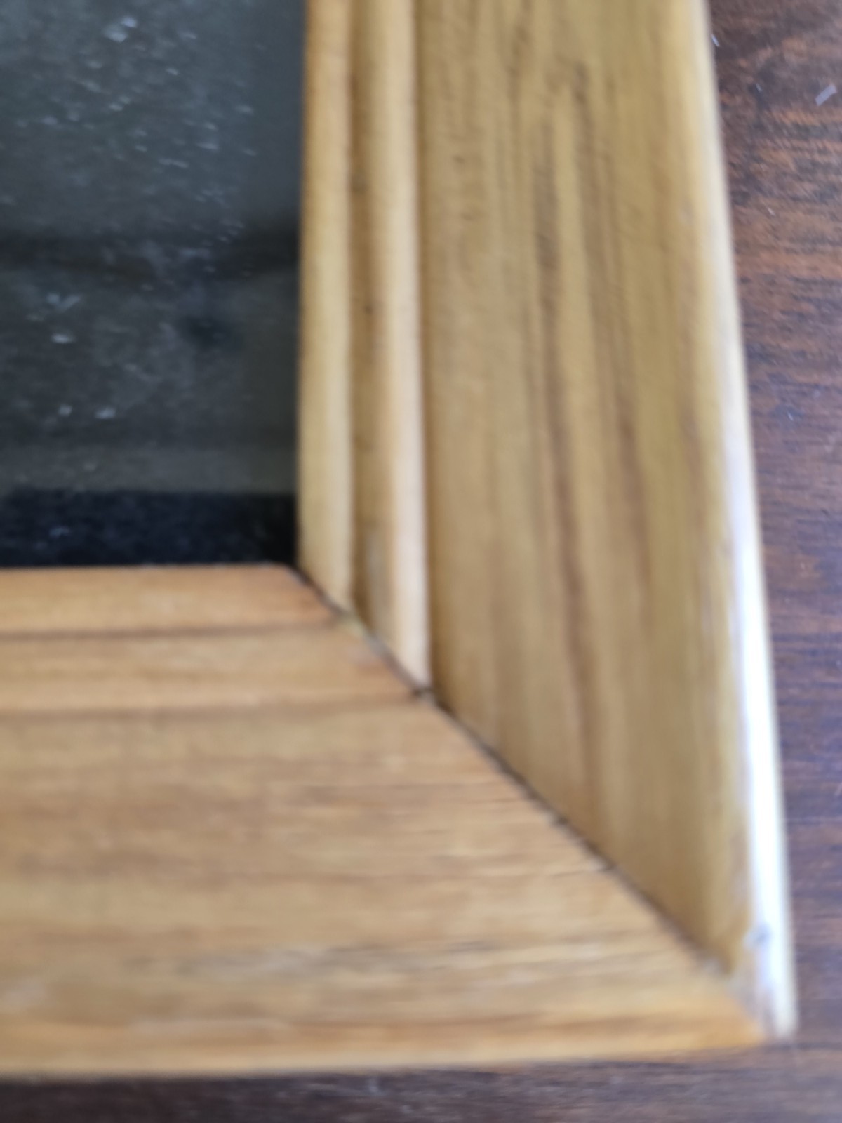 Set Of 2 Light Brown Wood Ornate Free Standing Picture Frames Photo Size 8×10″