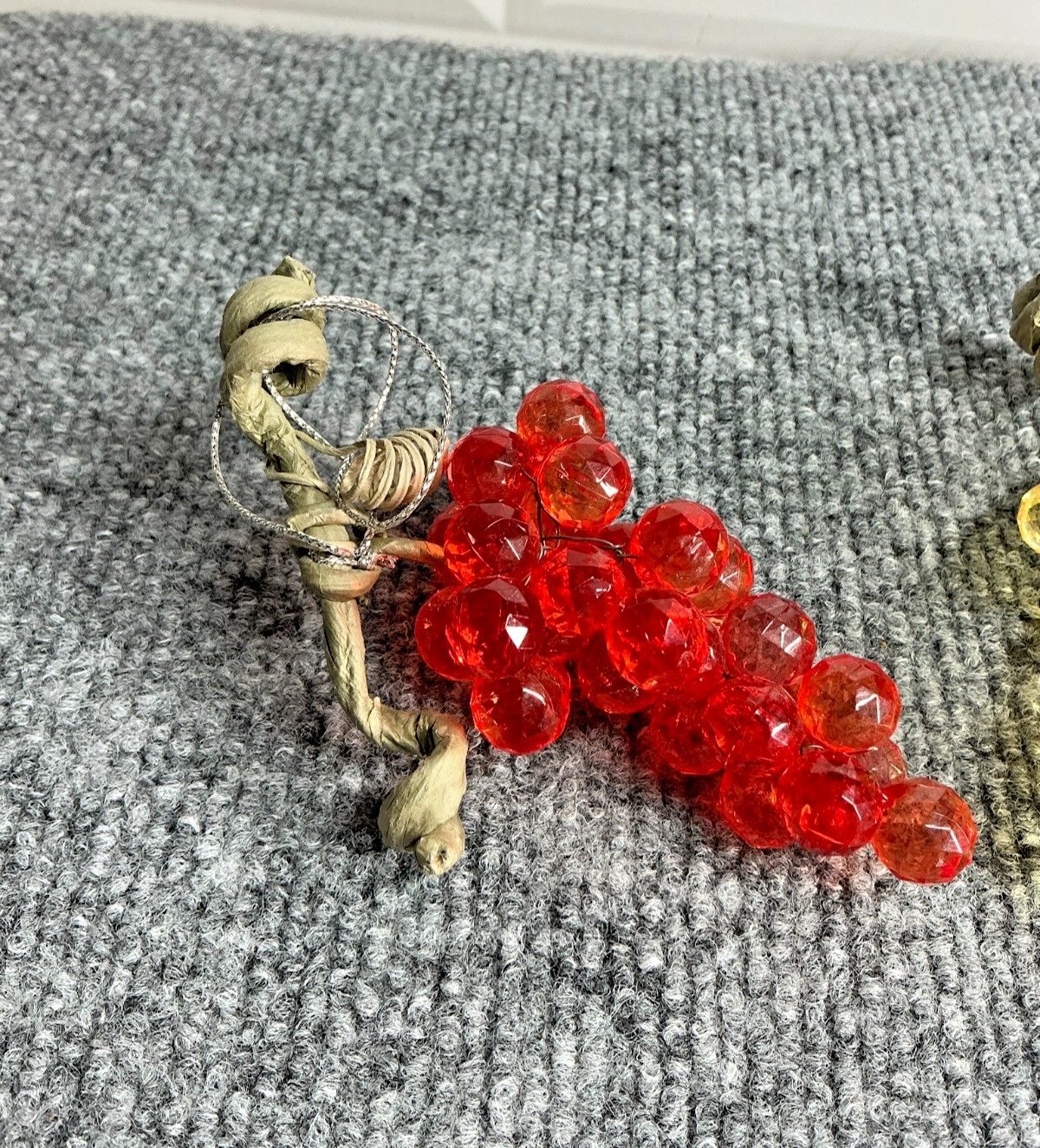 Grape Cluster Acrylic Vintage Beaded Fruit Décor Assorted Color 4-6″