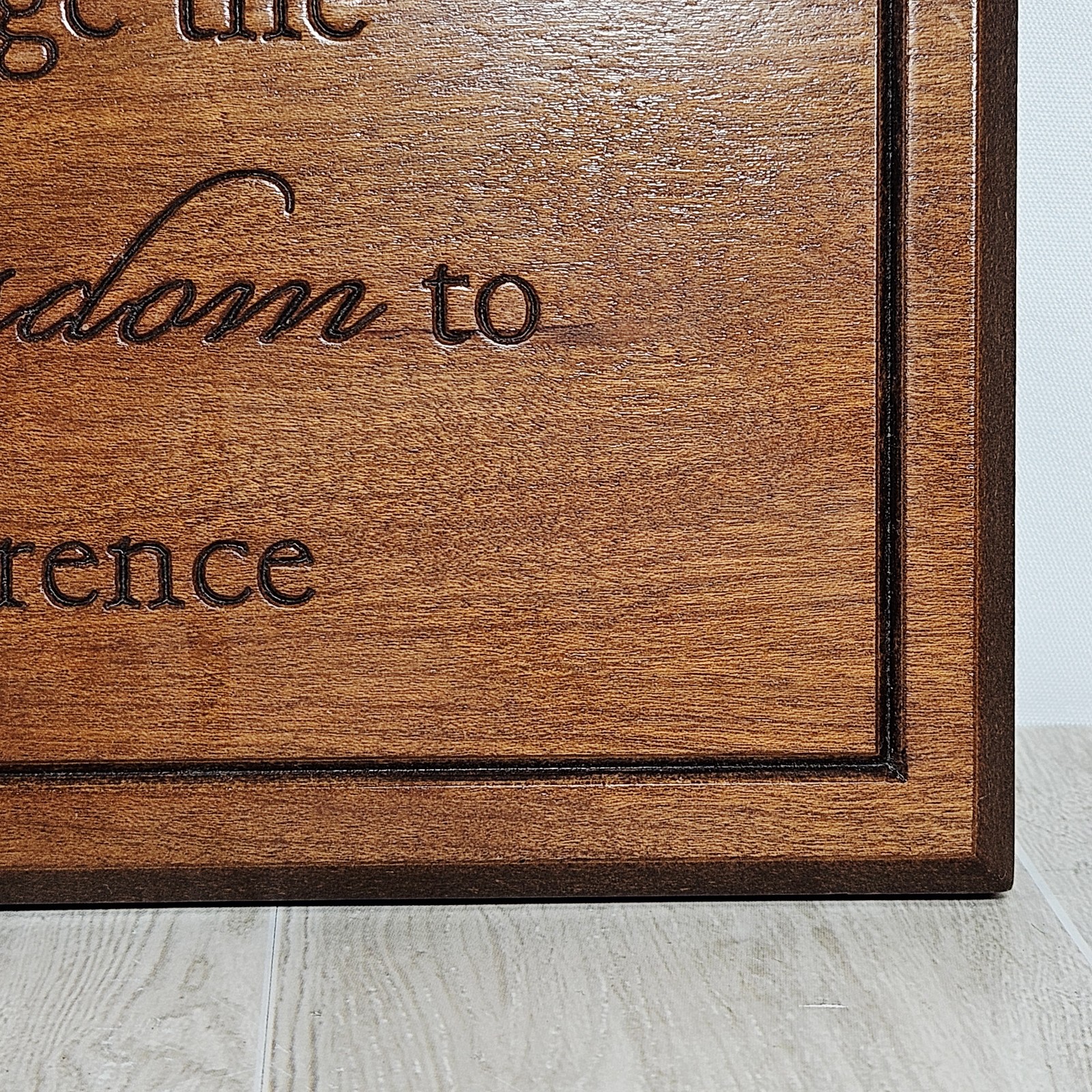 P Graham Dunn Carved Cherry Wood Wall Art Plaque Serenity Prayer 11×15″ Nice