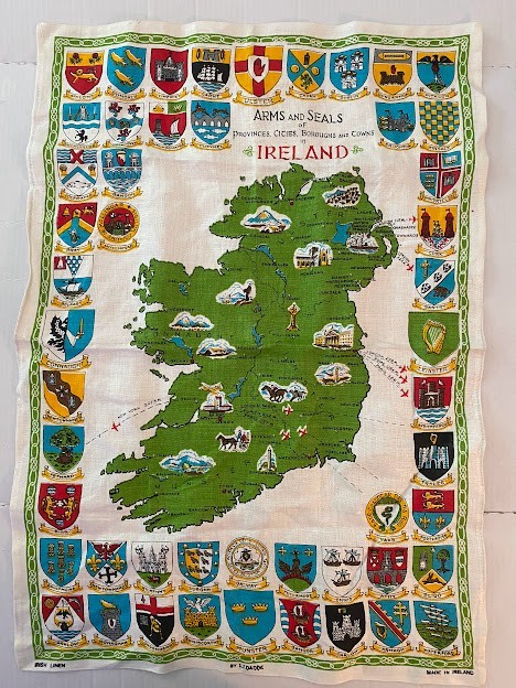 Ireland Wall Hanging, Made by Linanne, Coat of Arms
