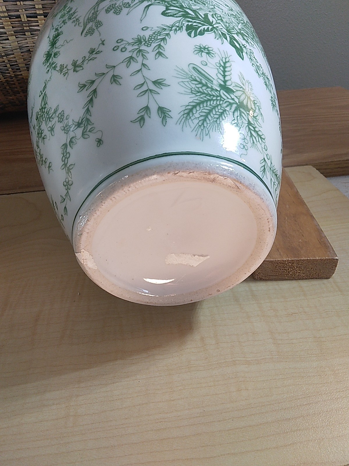 Large Porcelain White/Green Rooster-Greenery Decorative Vases Lot Of 2 Unbranded