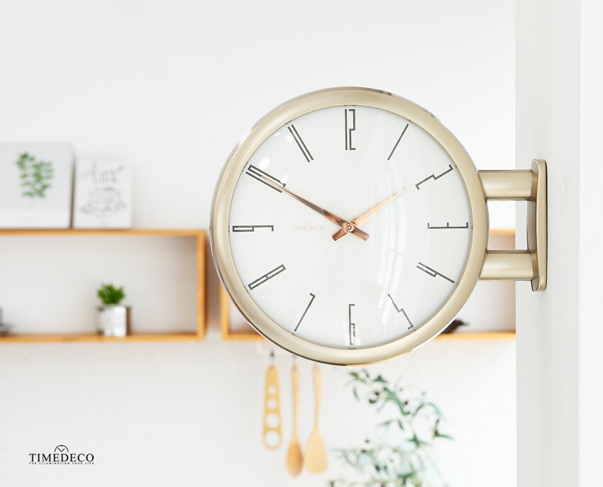 Modern Art Design Double Sided Wall Clock Station Silent Clock Decor White A7GD