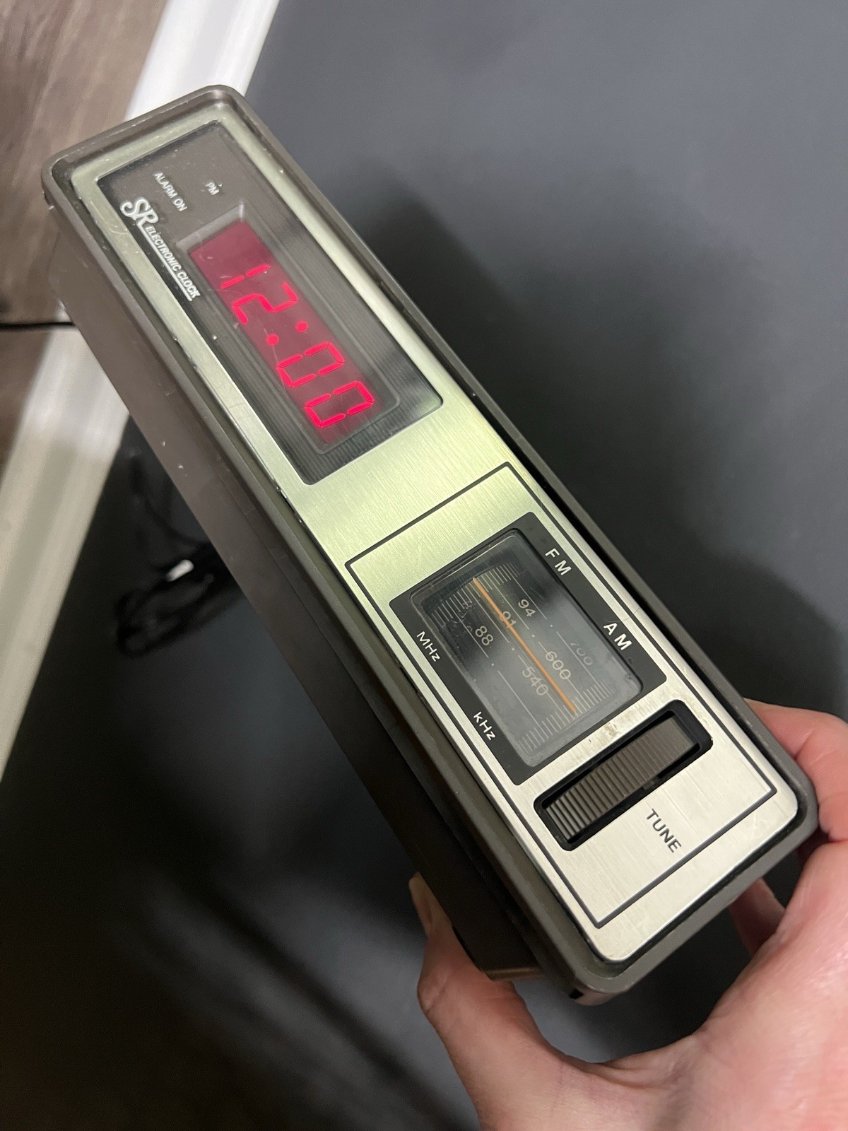 Vintage Sears AM/FM Electronic Alarm Clock Radio Red LED Tested 1980s